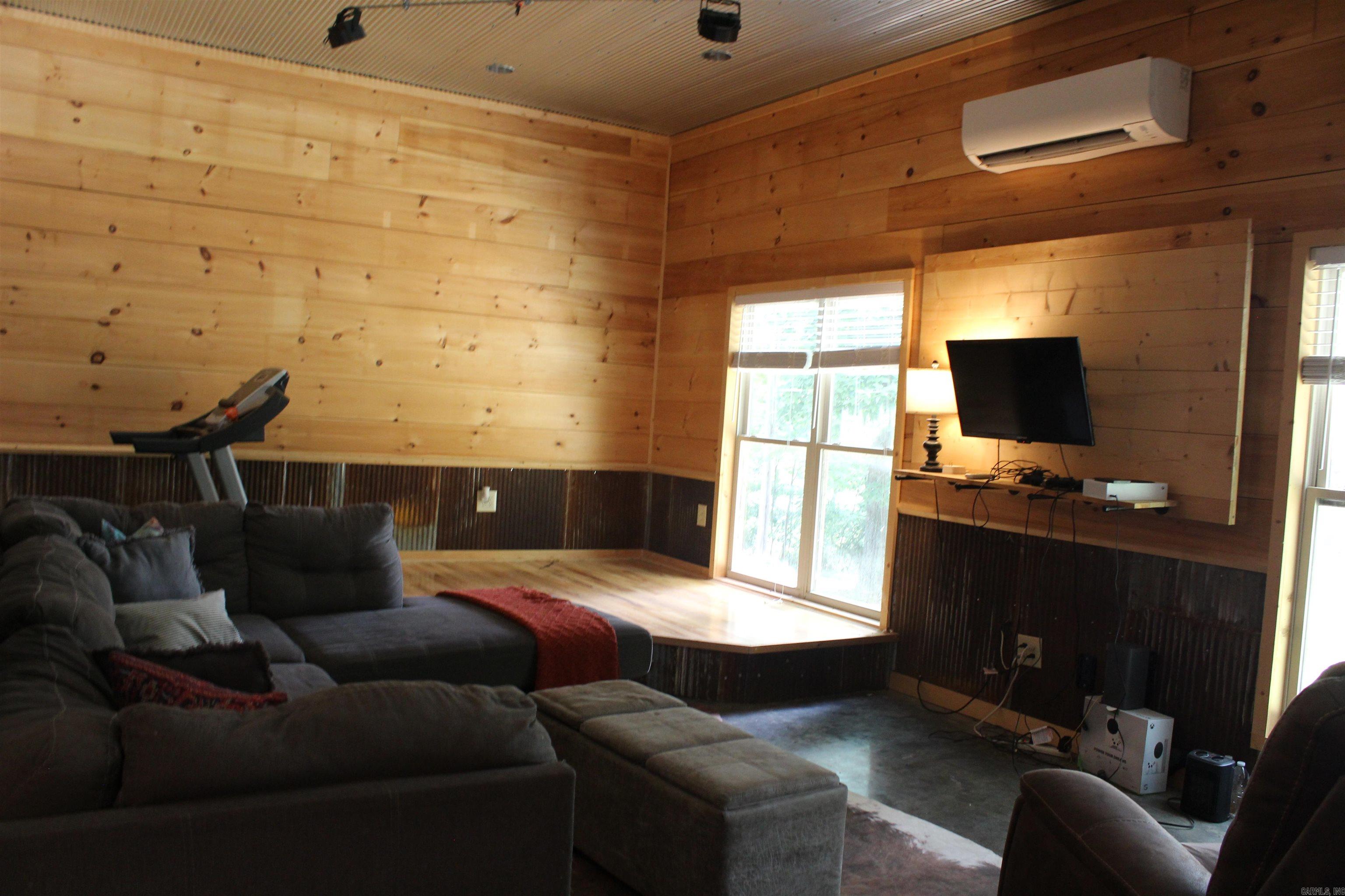 Lancaster-Tubbs Creek Homes - Residential