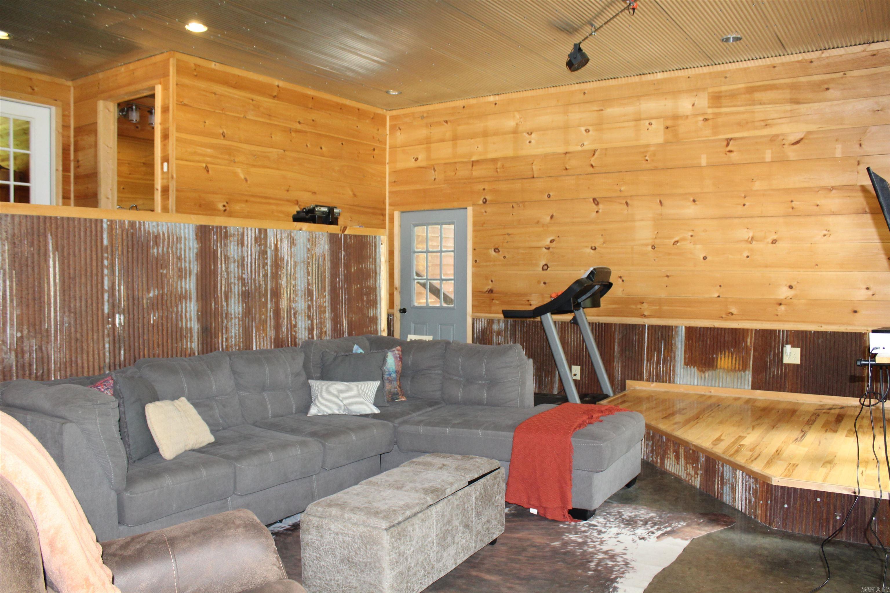 Lancaster-Tubbs Creek Homes - Residential