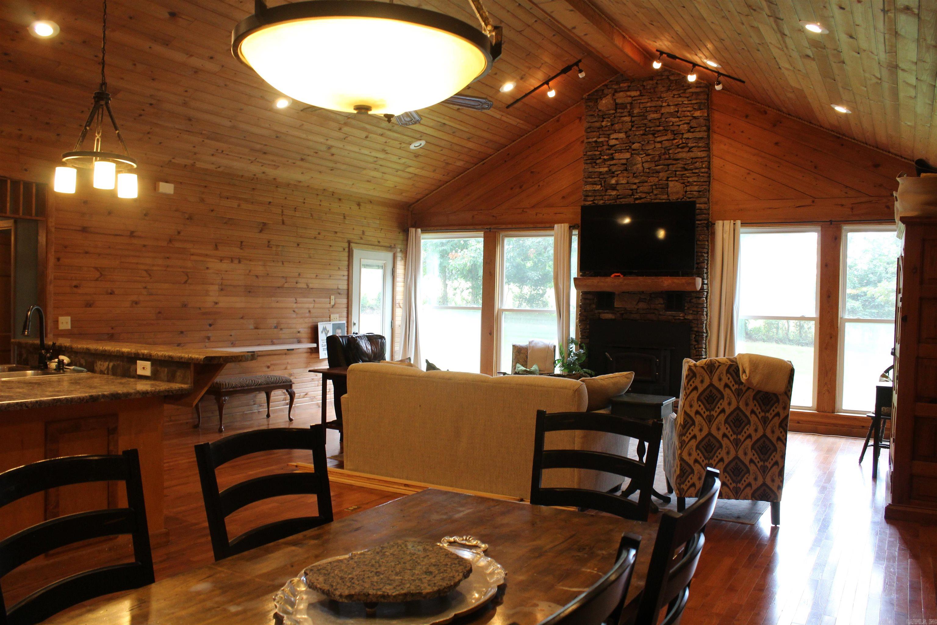 Lancaster-Tubbs Creek Homes - Residential