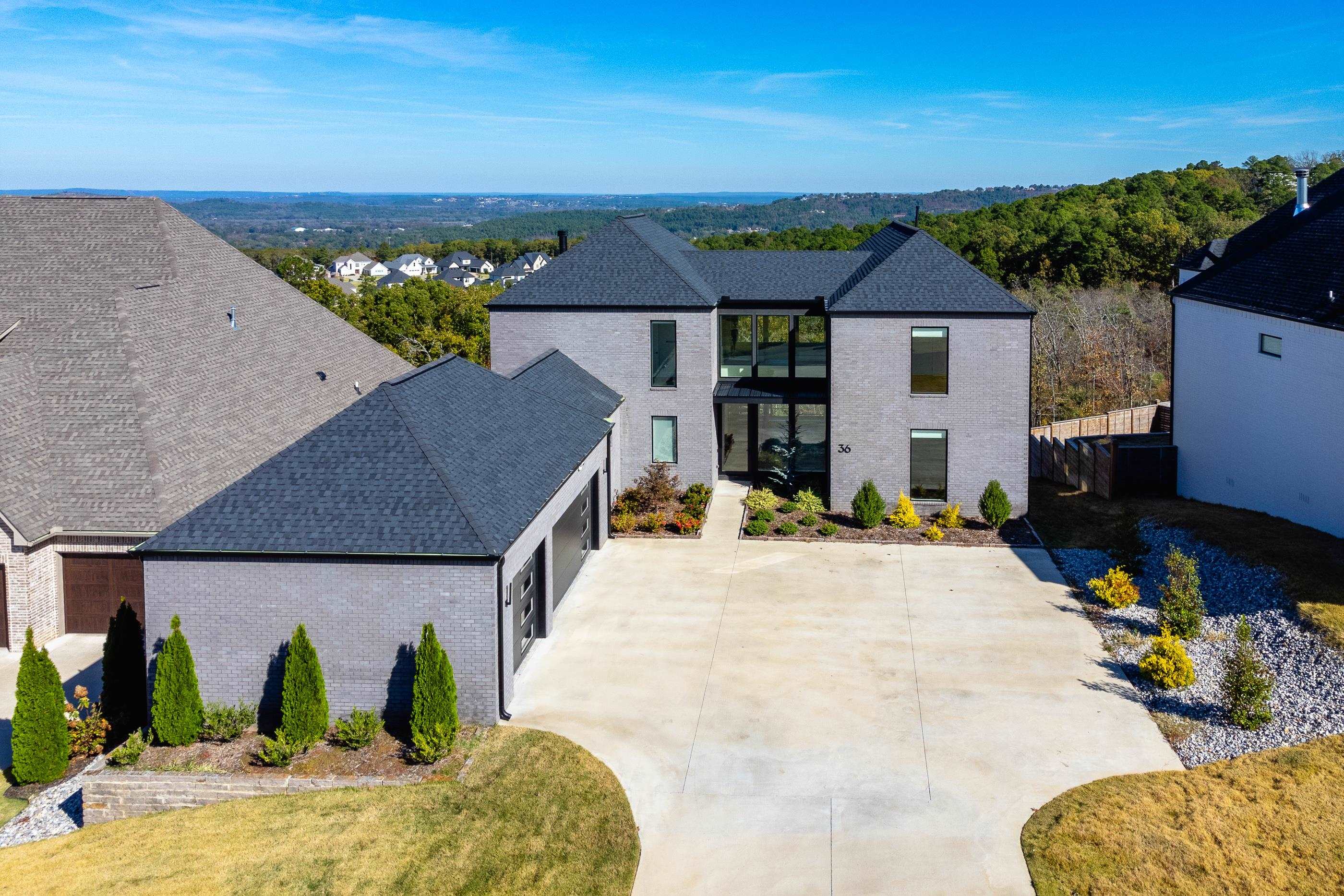 CHENAL VALLEY "FALSTONE COURT" - Residential
