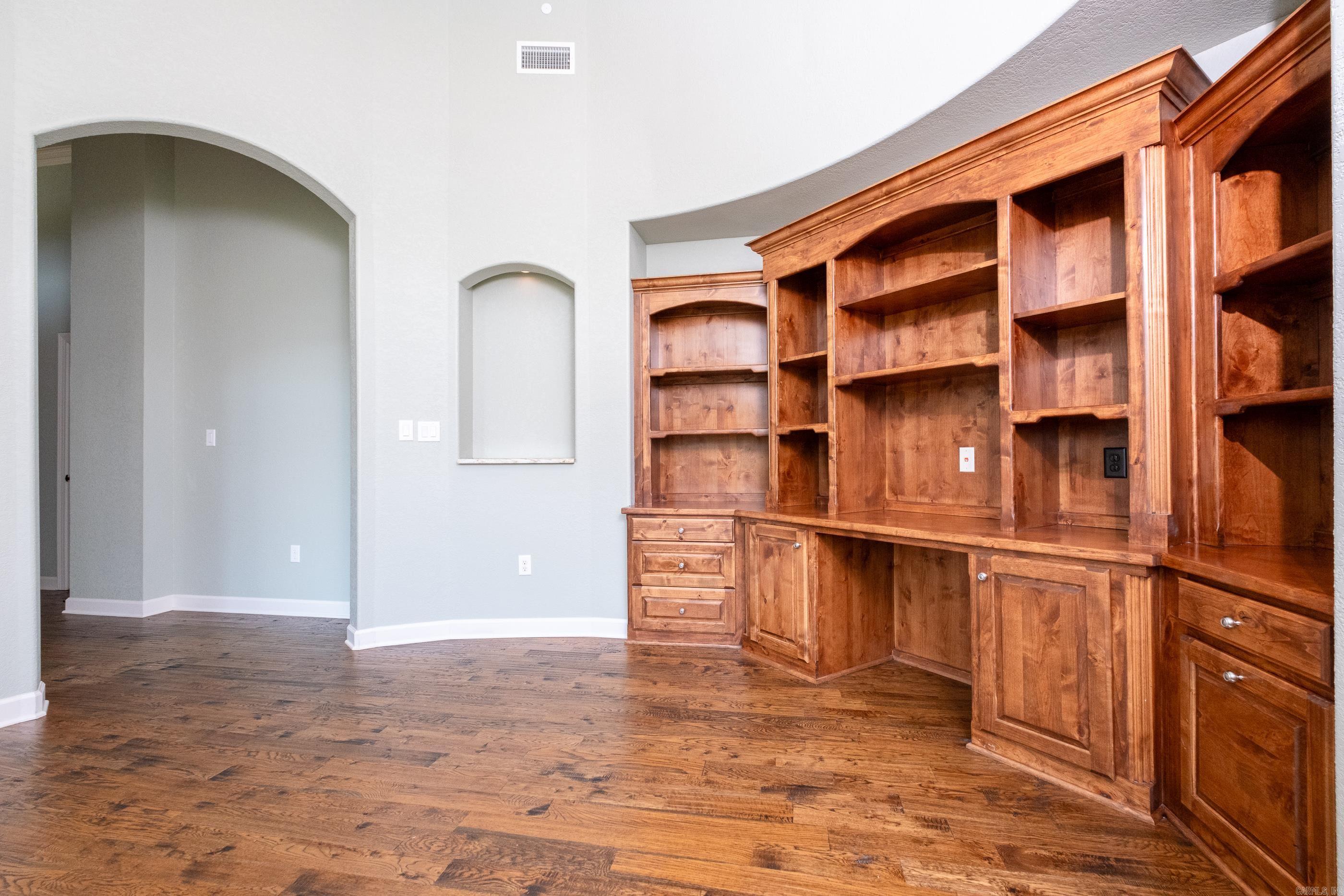WOODLANDS EDGE - Residential