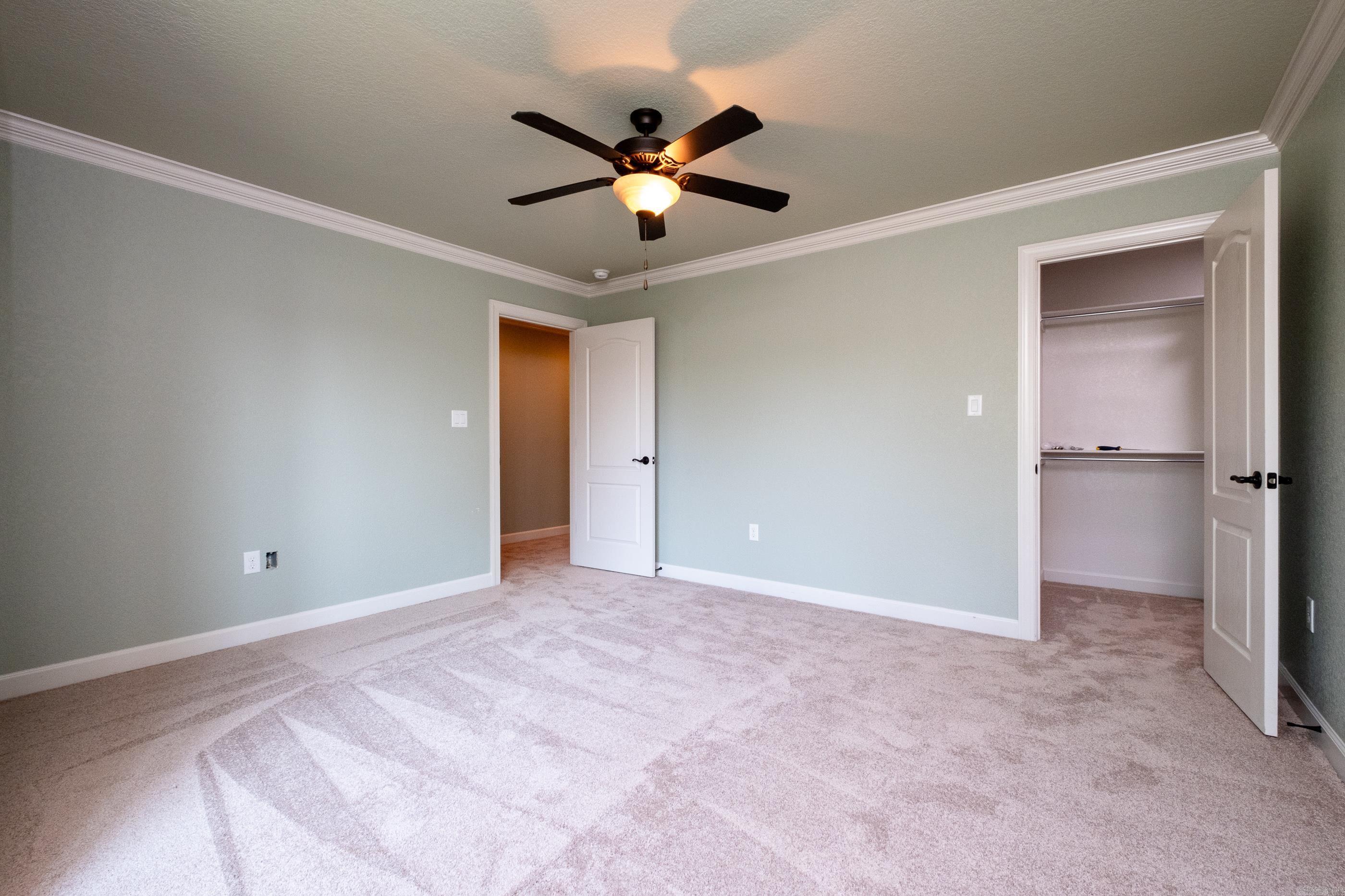 WOODLANDS EDGE - Residential