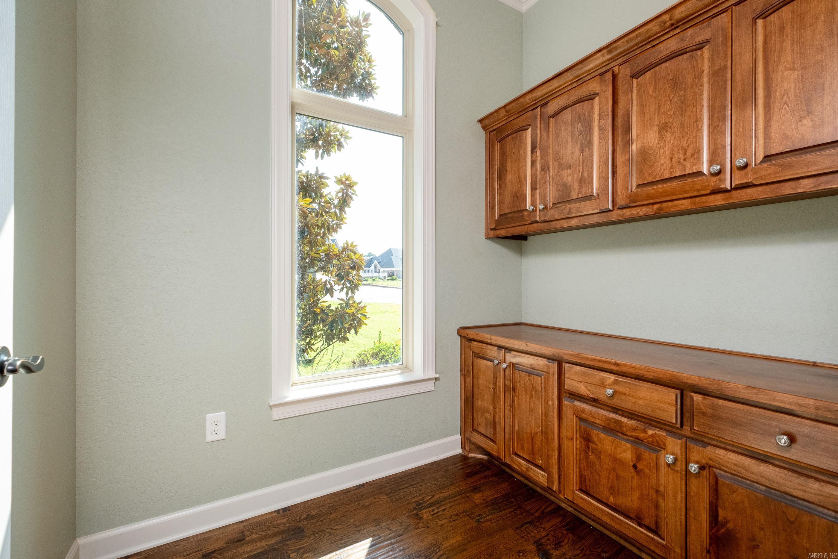 WOODLANDS EDGE - Residential
