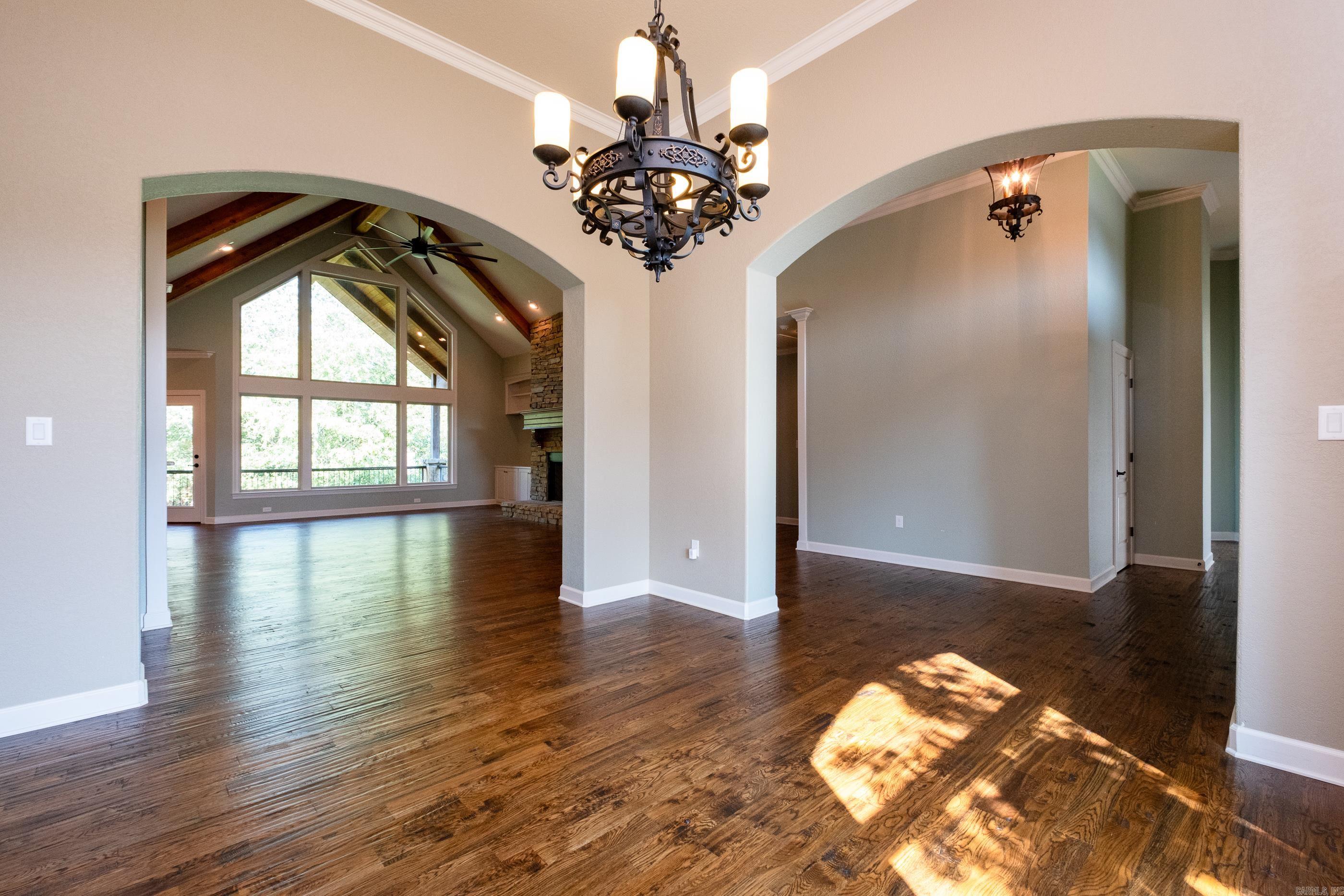 WOODLANDS EDGE - Residential