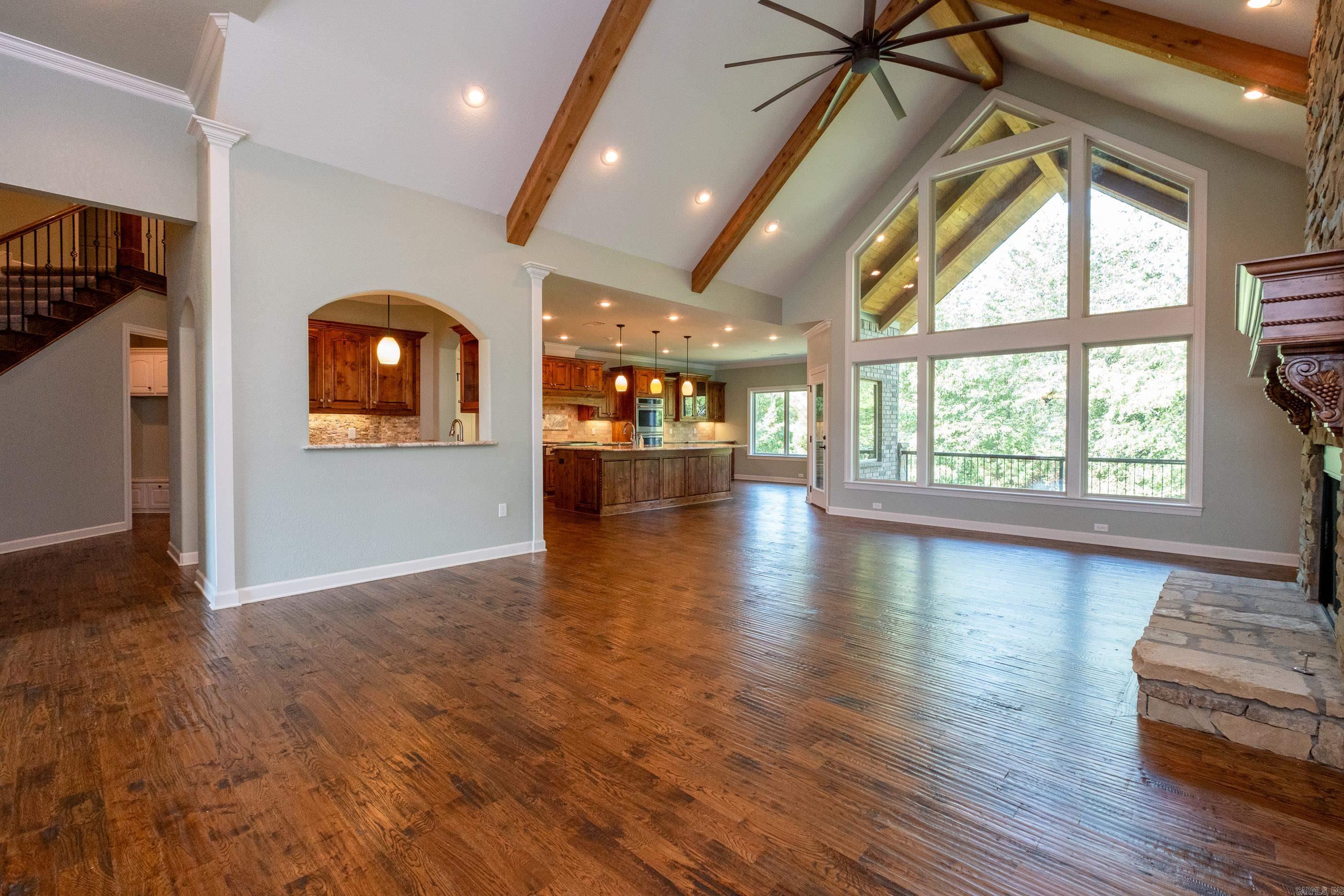 WOODLANDS EDGE - Residential