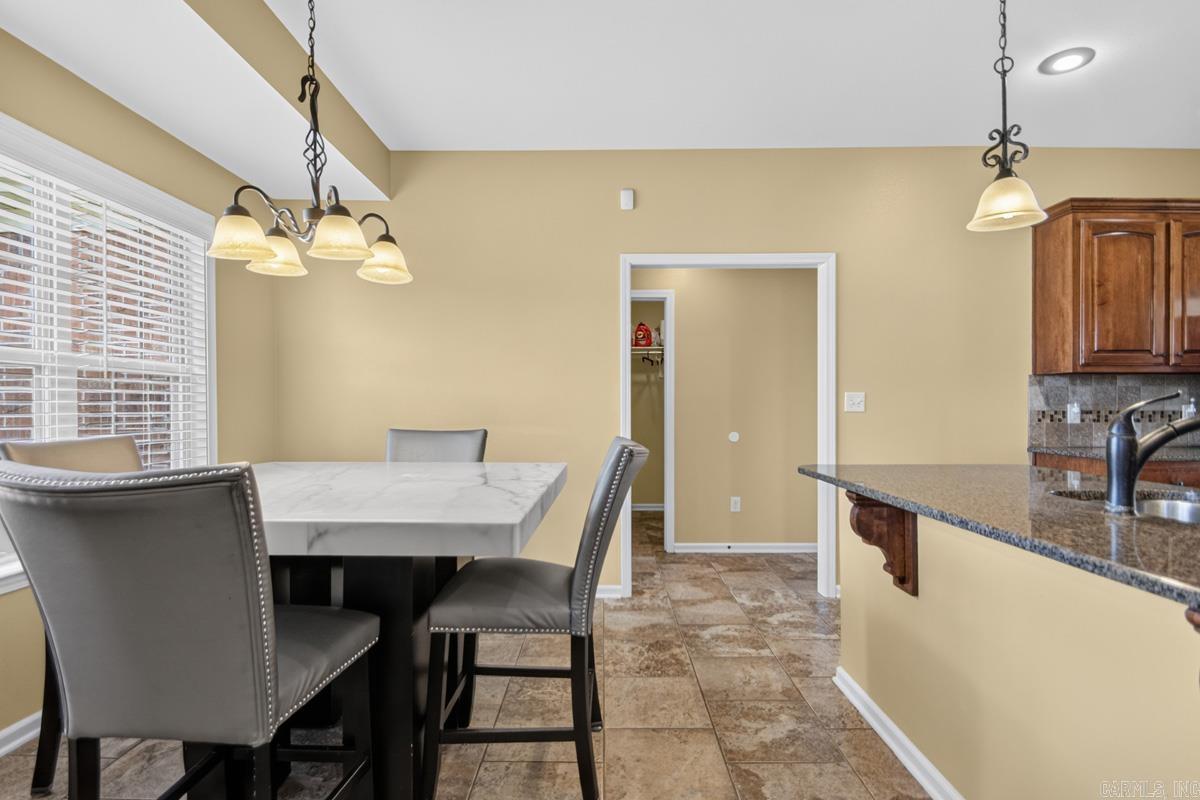 KENWOOD ESTATES - Residential