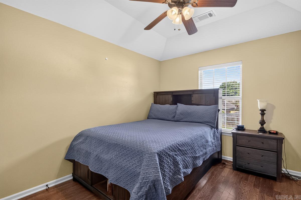 KENWOOD ESTATES - Residential