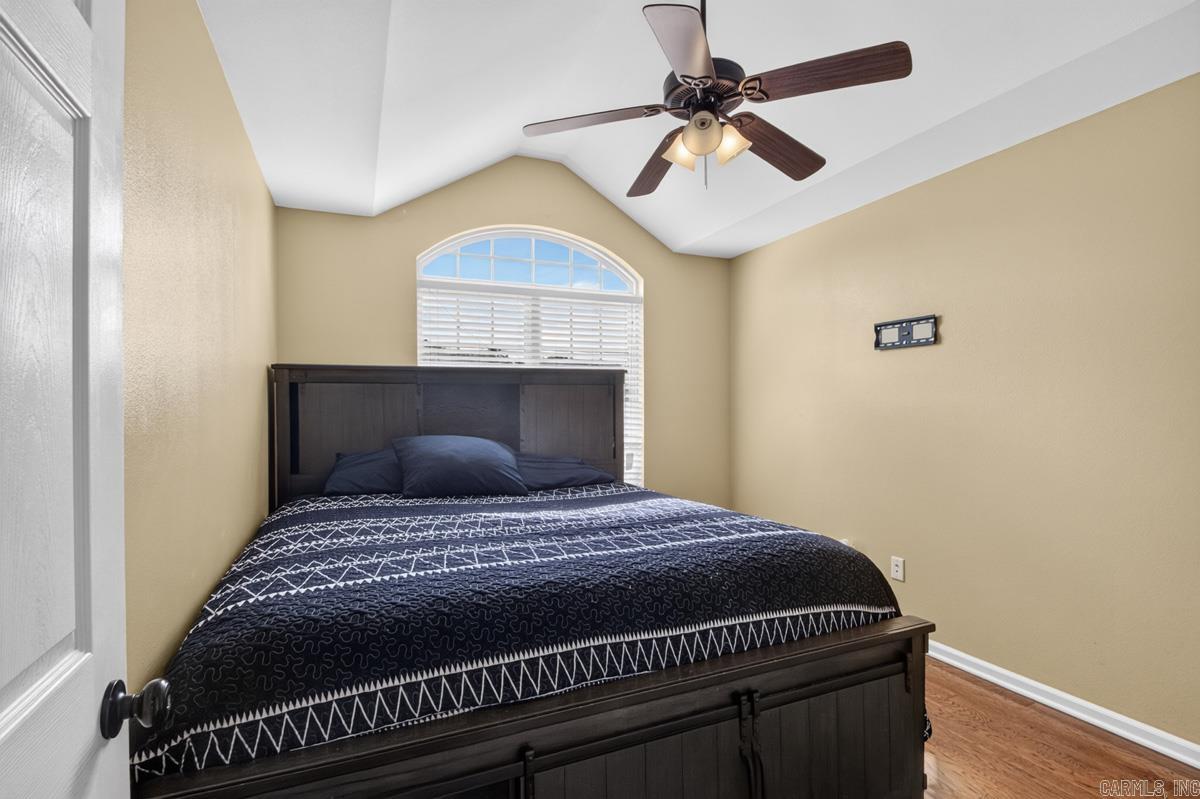 KENWOOD ESTATES - Residential