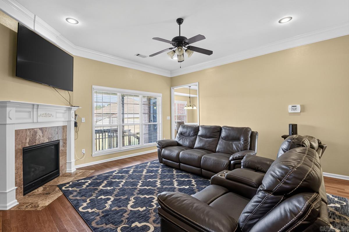 KENWOOD ESTATES - Residential