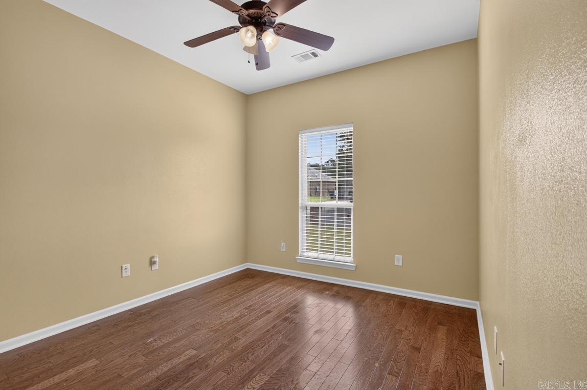 KENWOOD ESTATES - Residential