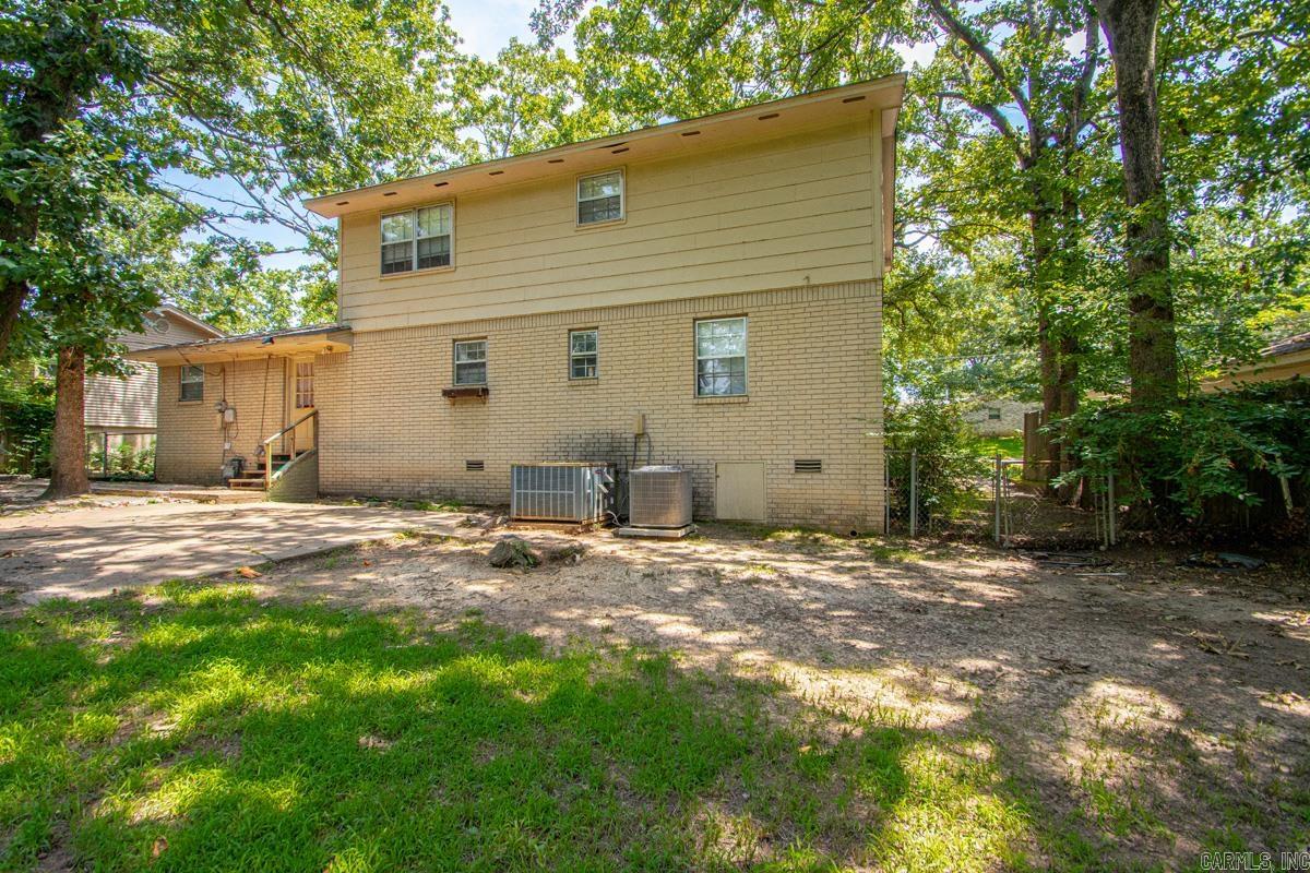 INDIAN HILLS - Residential