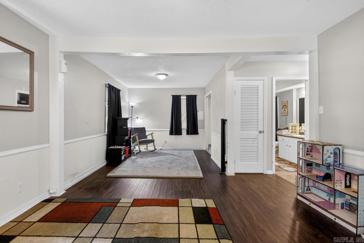 INDIAN HILLS - Residential