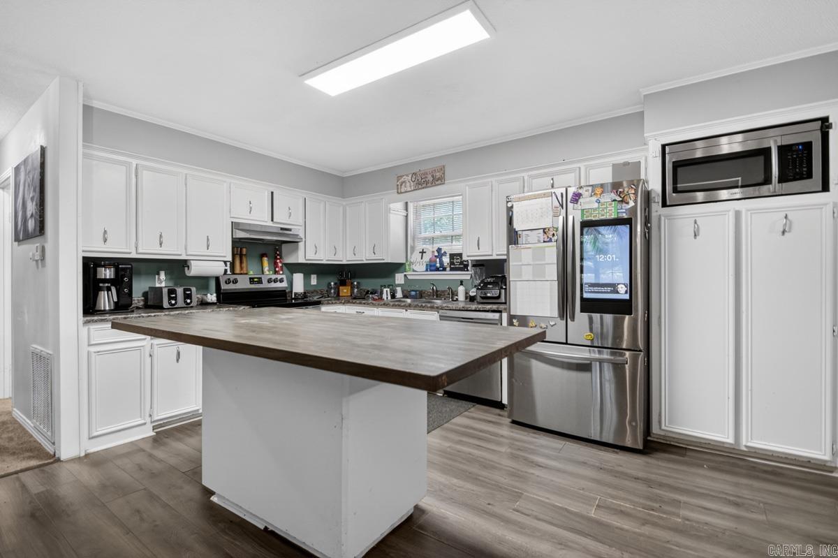 INDIAN HILLS - Residential