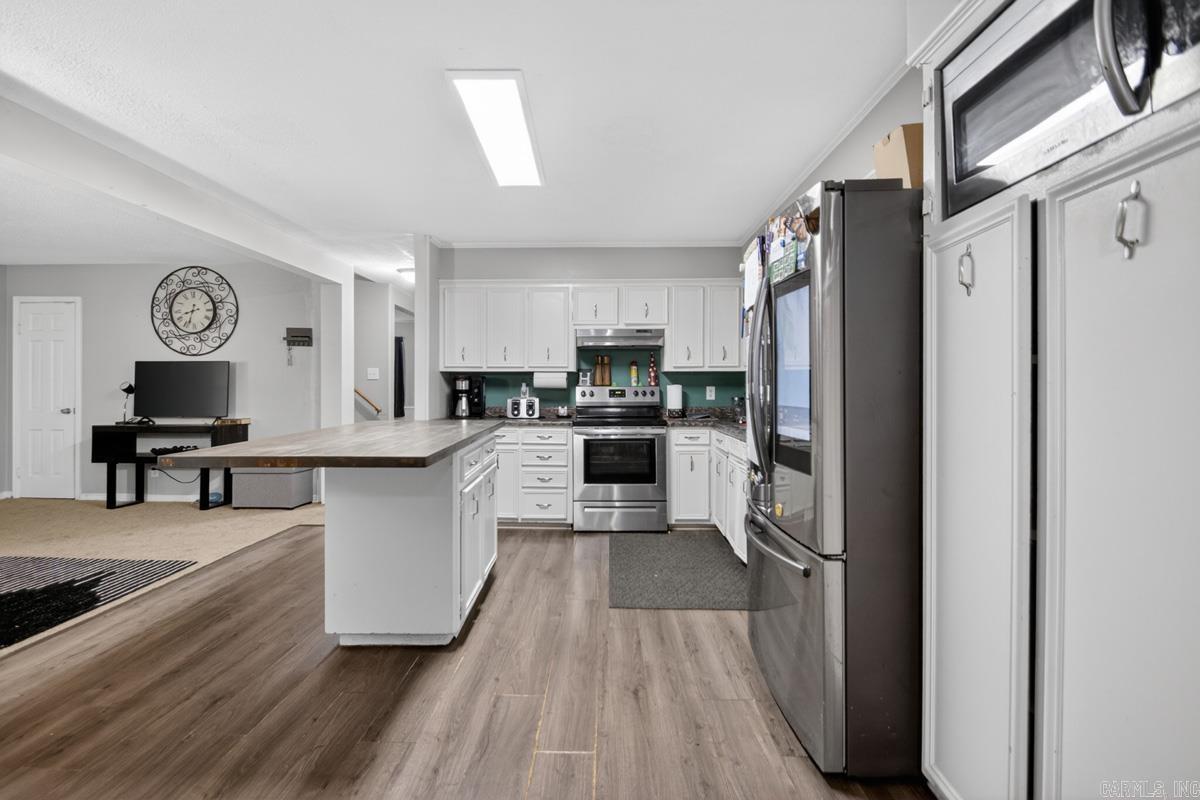 INDIAN HILLS - Residential