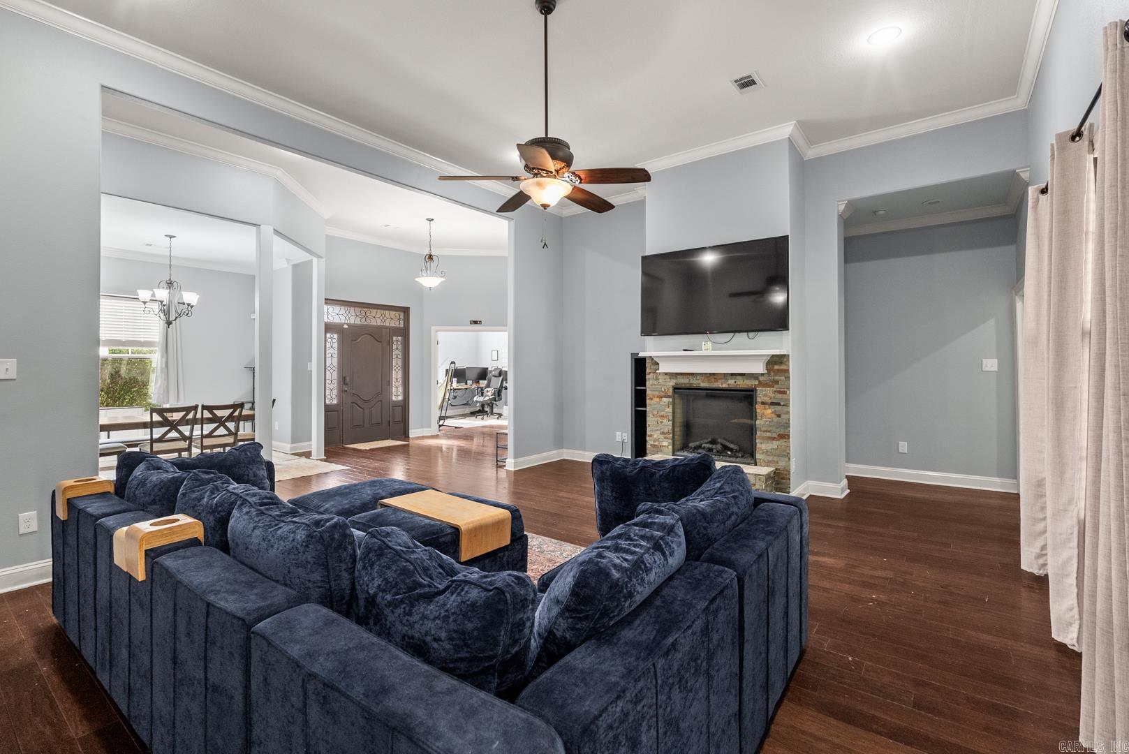 PINE VILLAGE - Residential