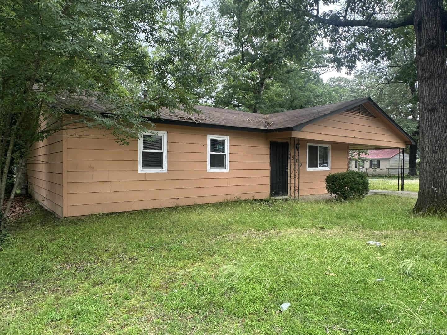 Pine Wood - Residential