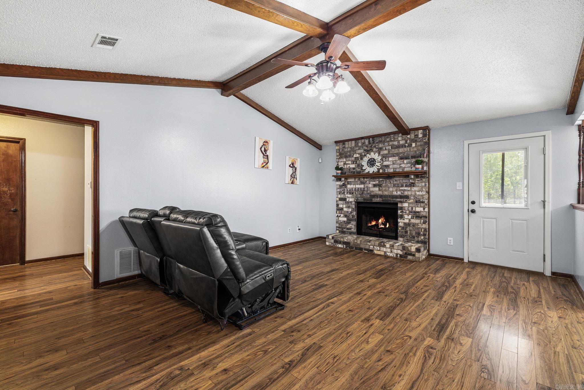 DEEREWOOD - Residential