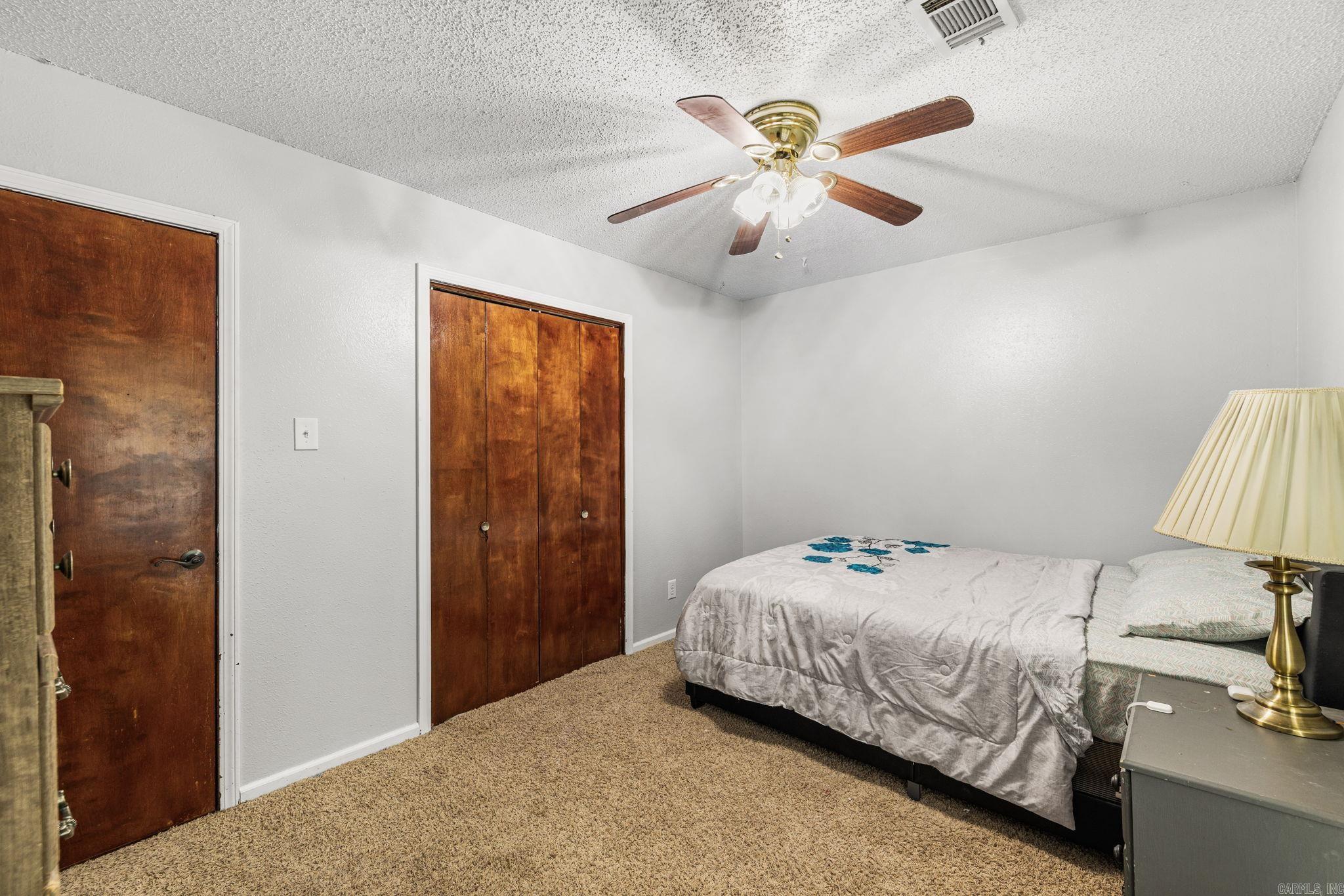 DEEREWOOD - Residential