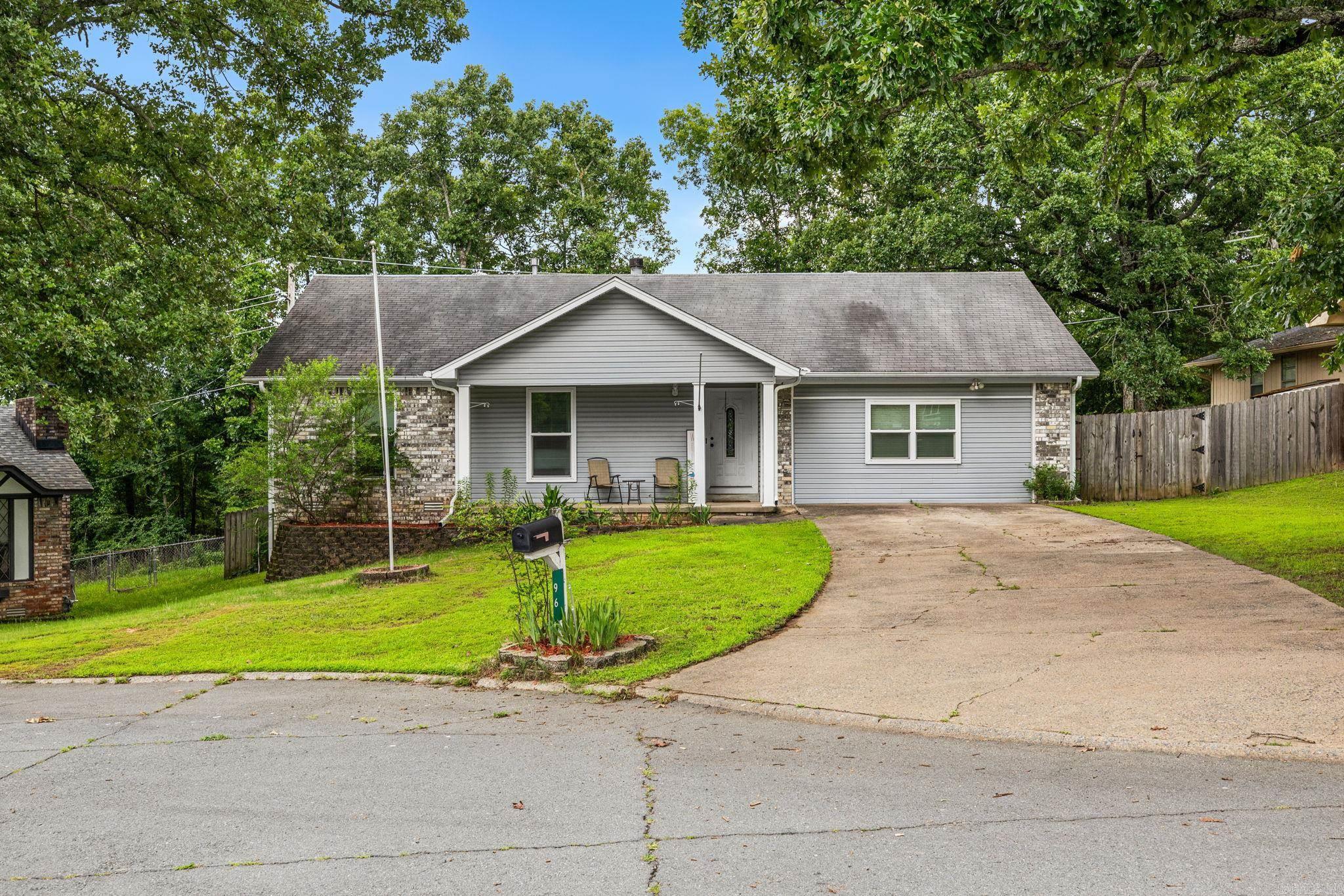 DEEREWOOD - Residential