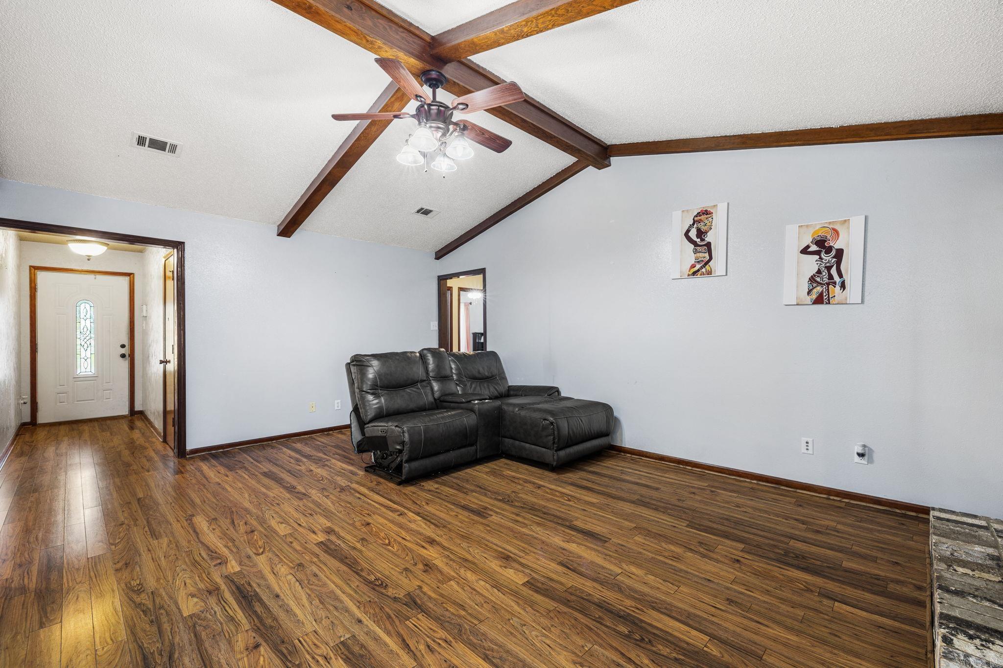 DEEREWOOD - Residential