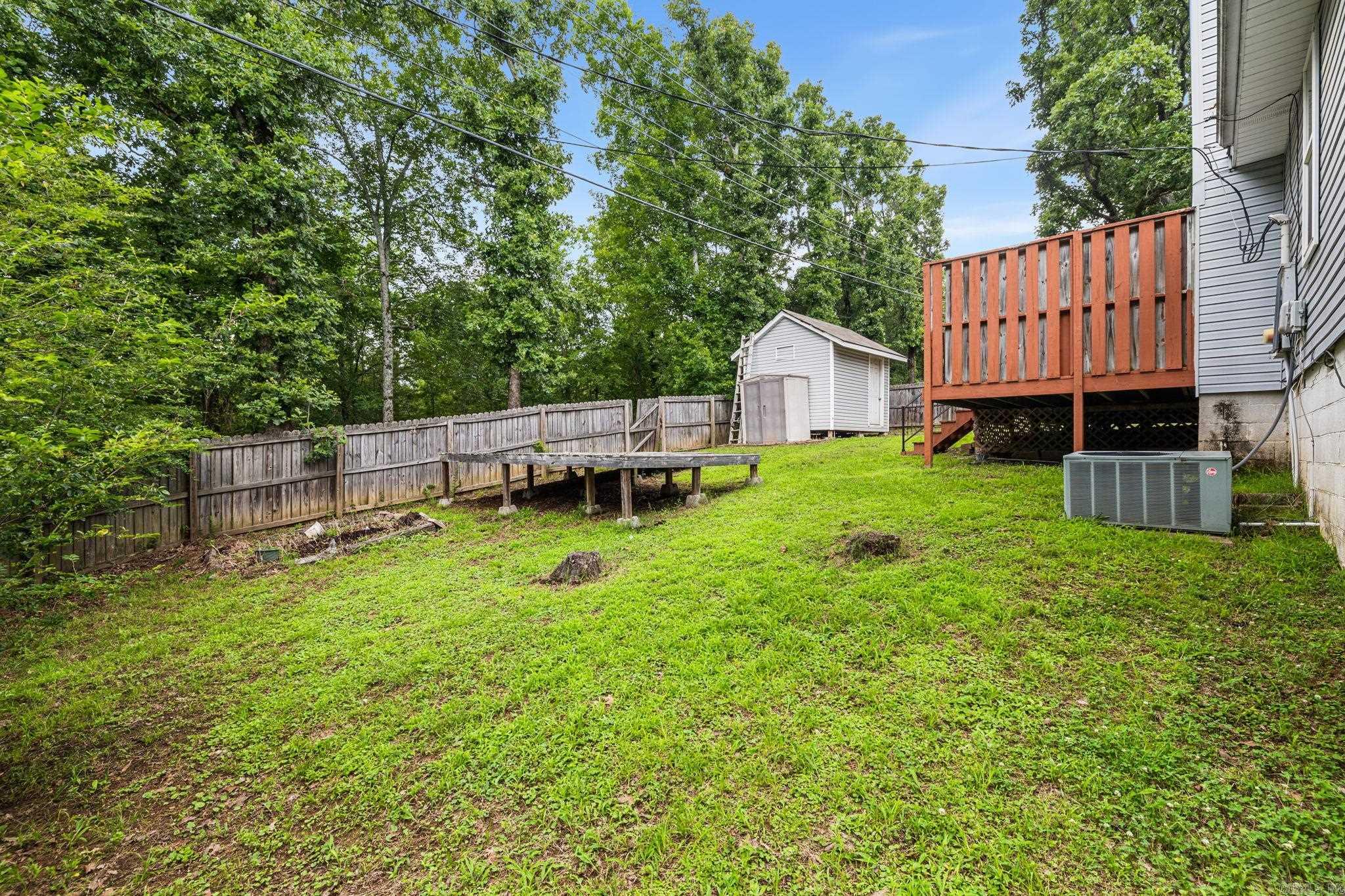DEEREWOOD - Residential