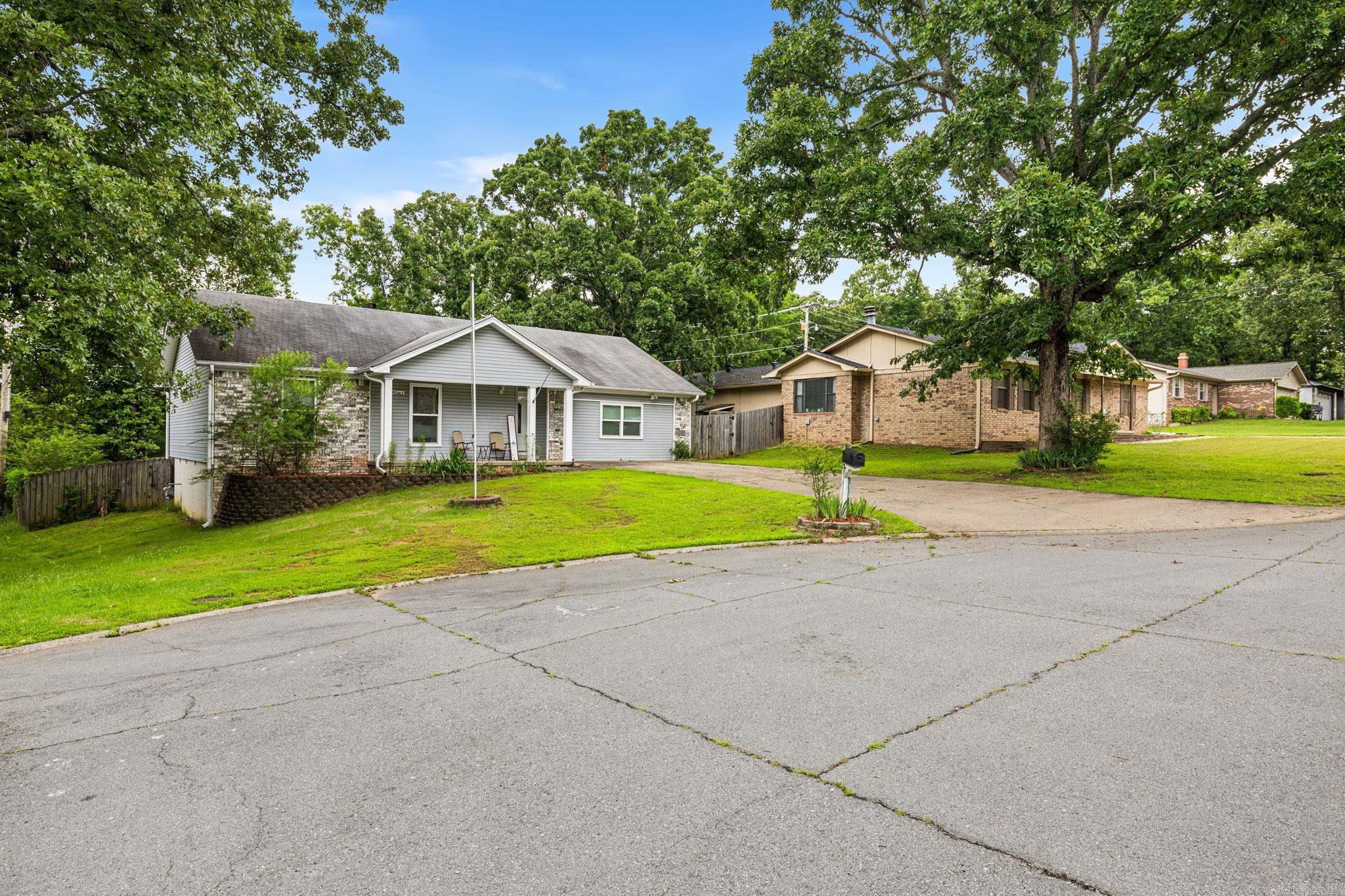 DEEREWOOD - Residential