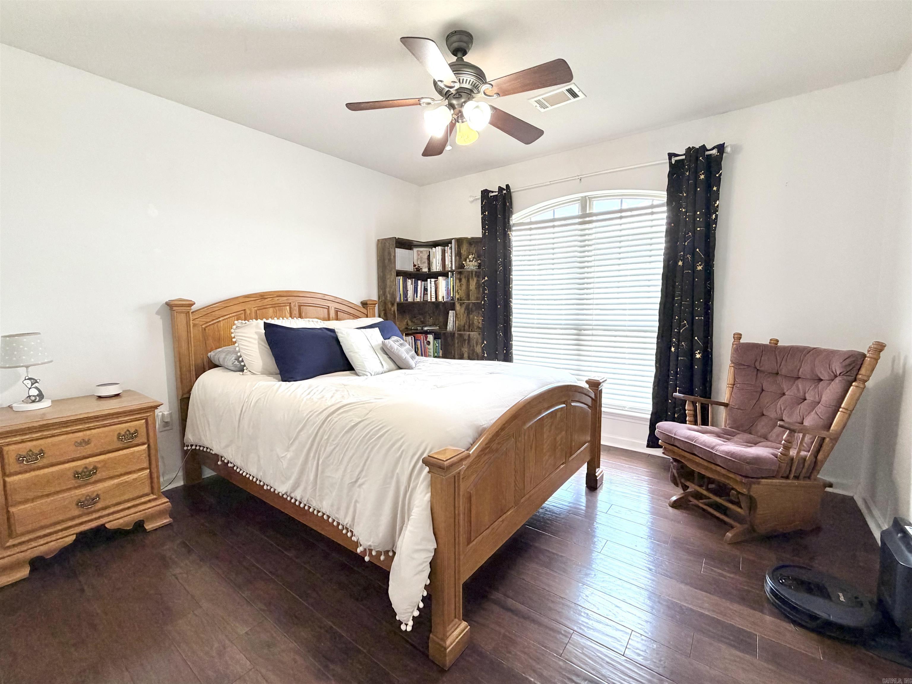 SKYLINE MEADOWS - Residential