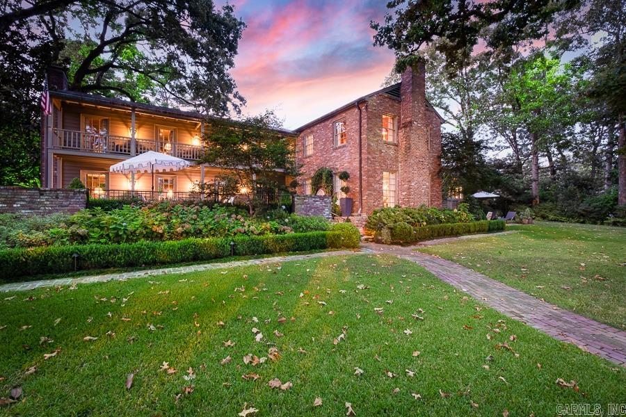 Magnificent Edgehill Estate. Handsome street appeal and beautiful décor'. The ultimate setting for family living and entertaining. Gorgeous entry adjacent formal living that opens to expansive terrace. Inviting family room with fireplace. Elegant formal dining. Large breakfast area that flows into fabulous gourmet kitchen w/ center island. Luxurious spa inspired master suite, 4 large additional bedrms up. Game room on lower level. Extraordinary grounds. 3 car garage with motor-court. Call for addit. info