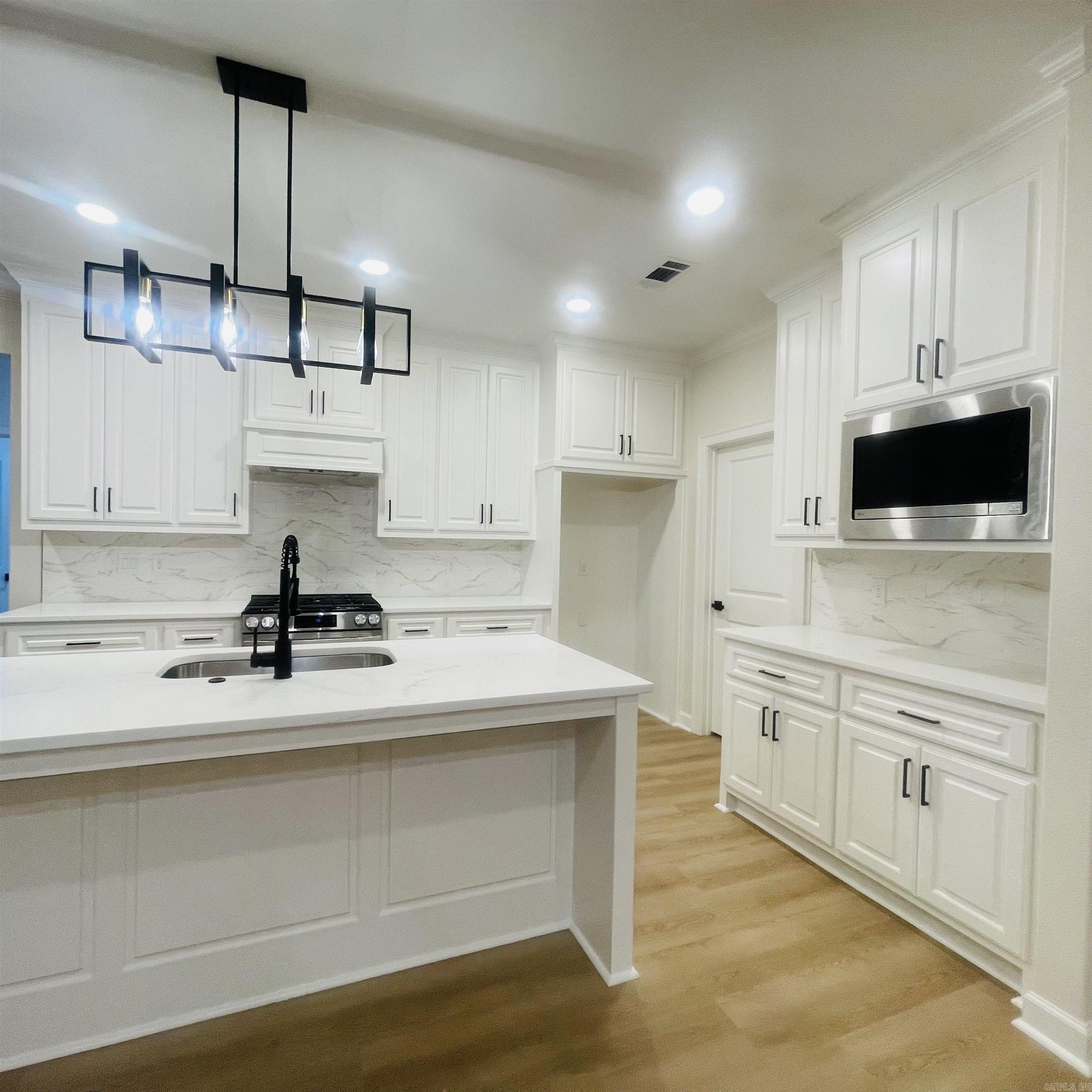 THE GROVE - Residential