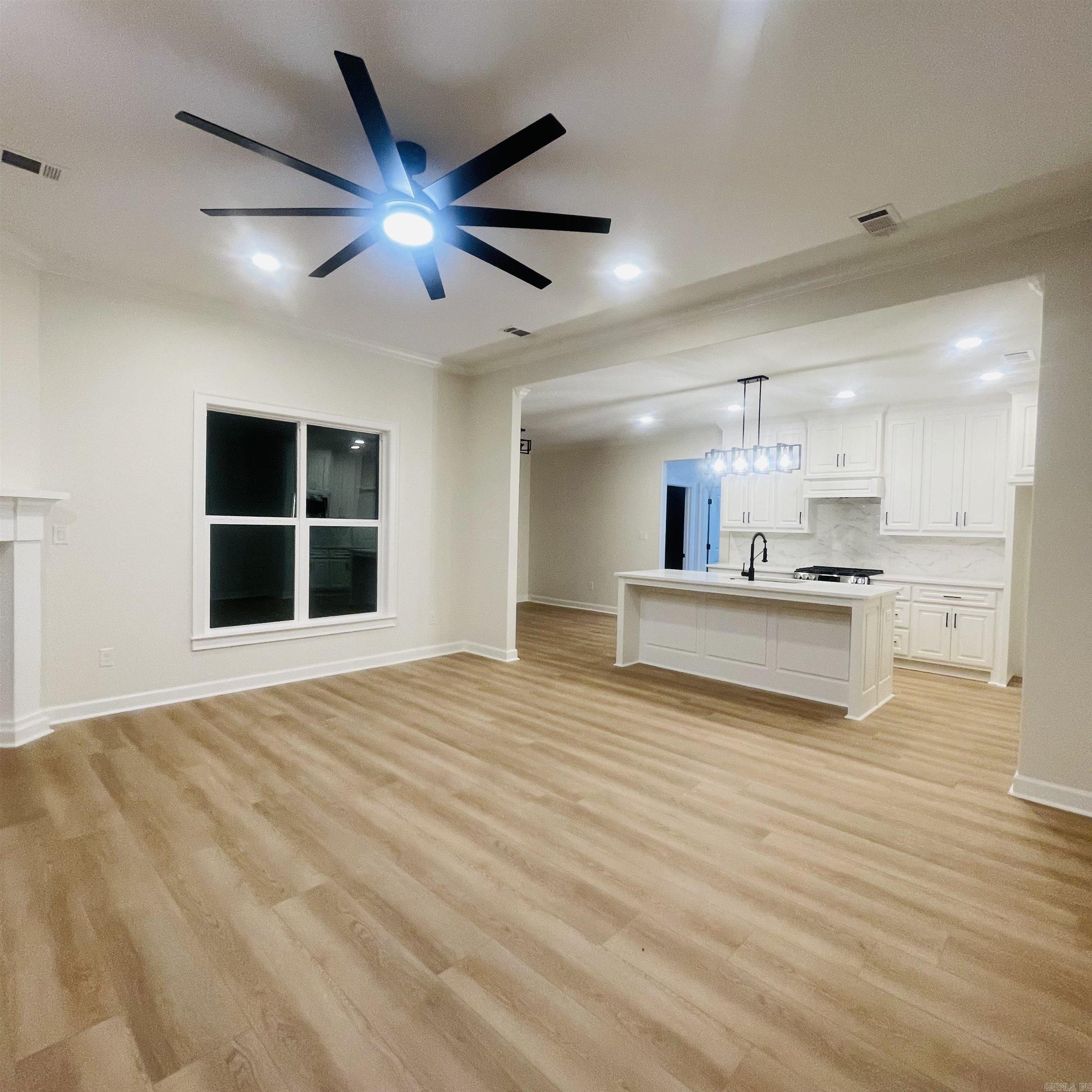 THE GROVE - Residential