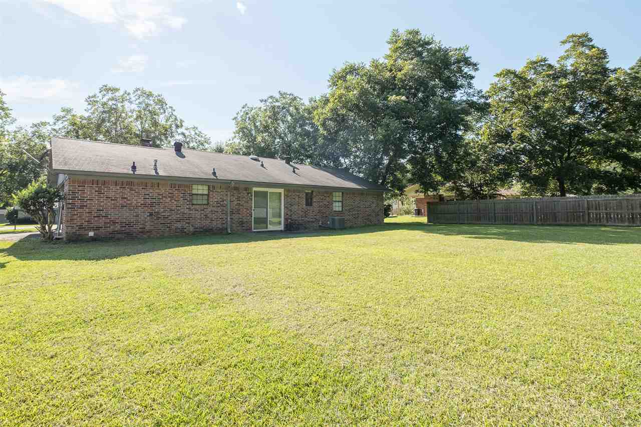 Foxmoor Acres - Residential