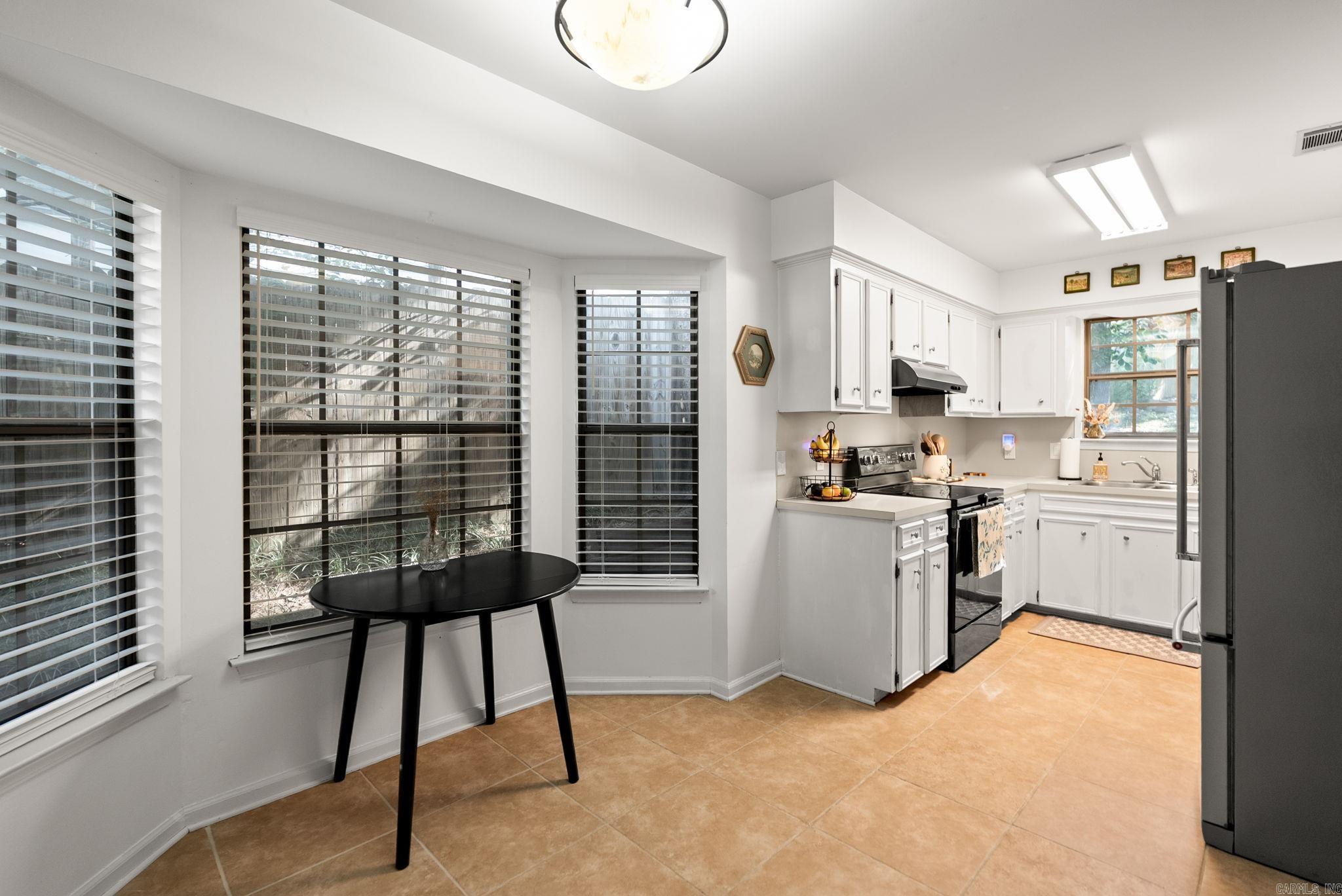 MARLOWE MANOR - Residential