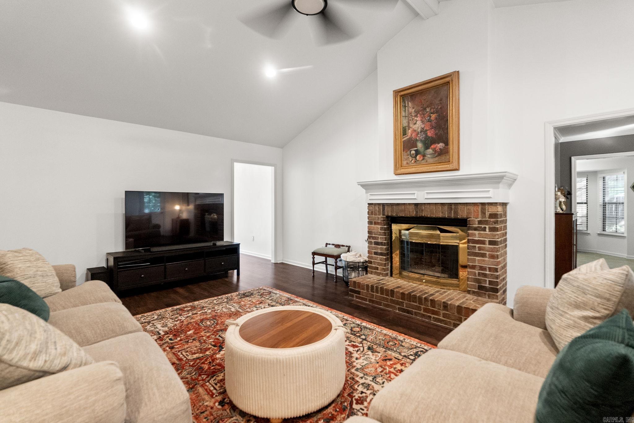 MARLOWE MANOR - Residential