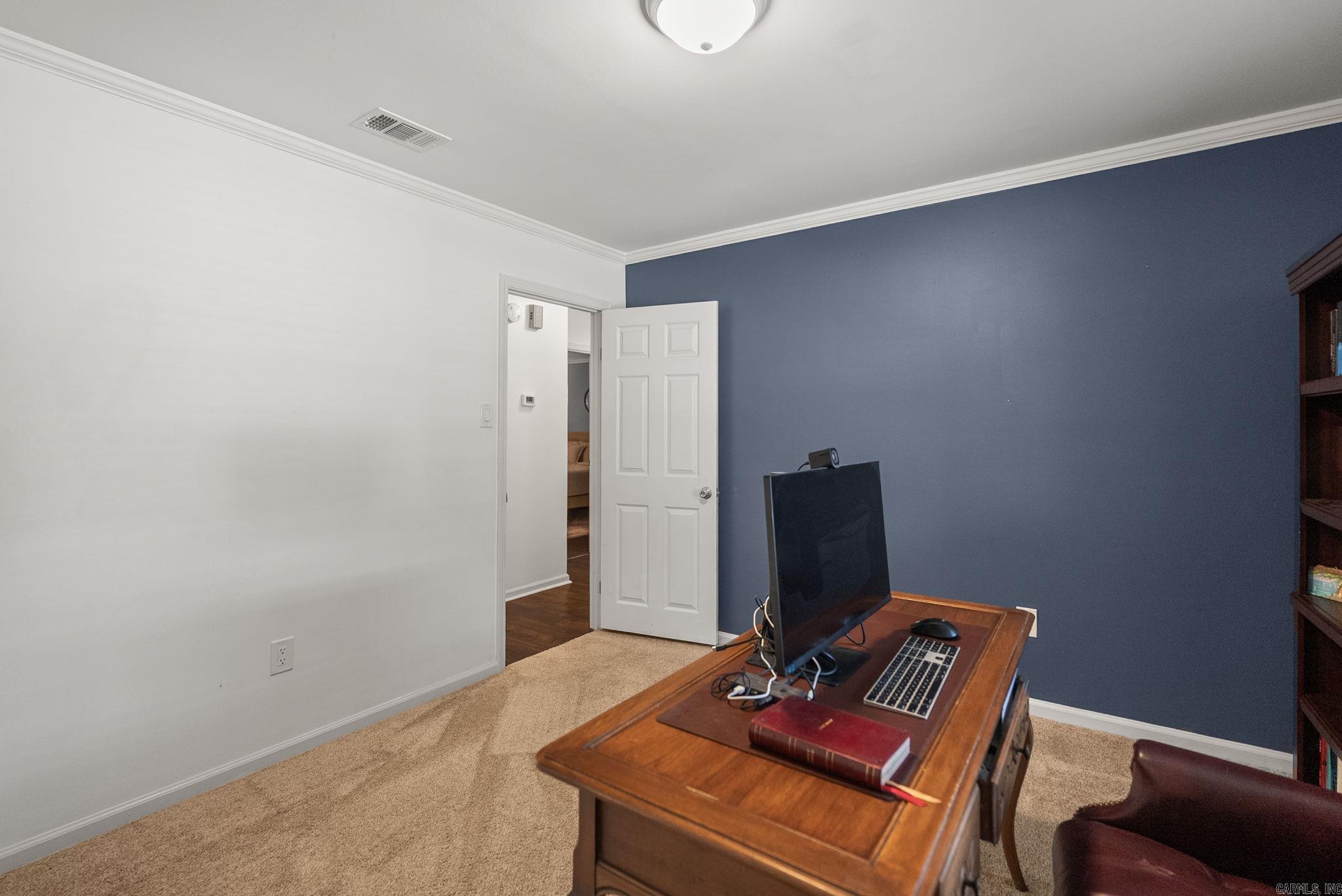 MARLOWE MANOR - Residential