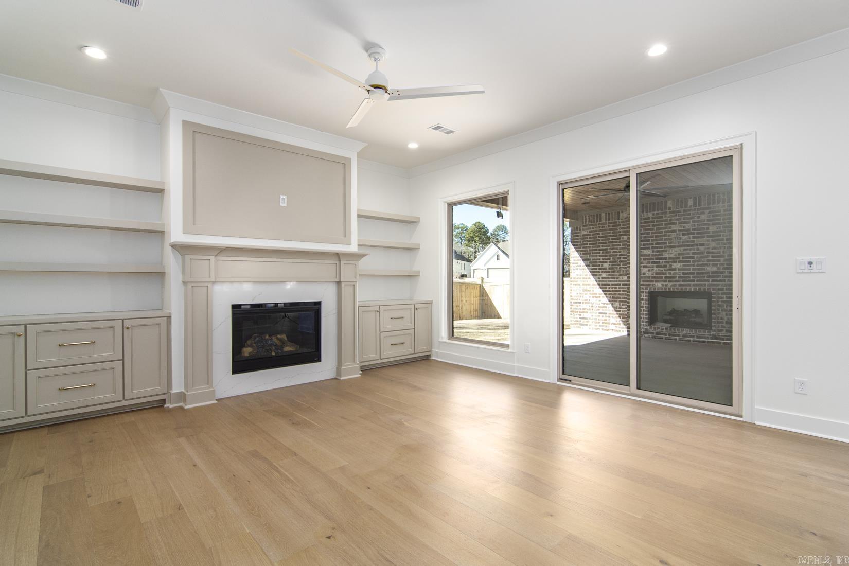 CHENAL VALLEY ABINGTON COURT - Residential