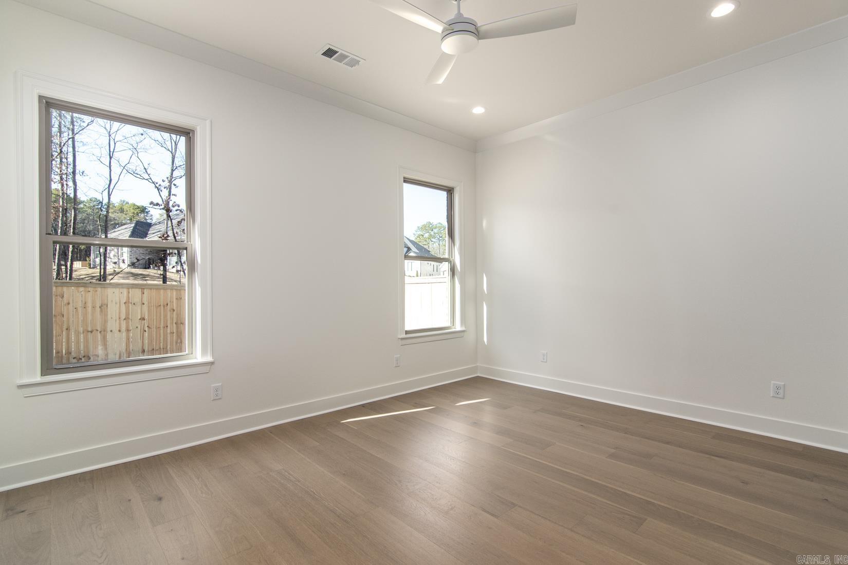 CHENAL VALLEY ABINGTON COURT - Residential