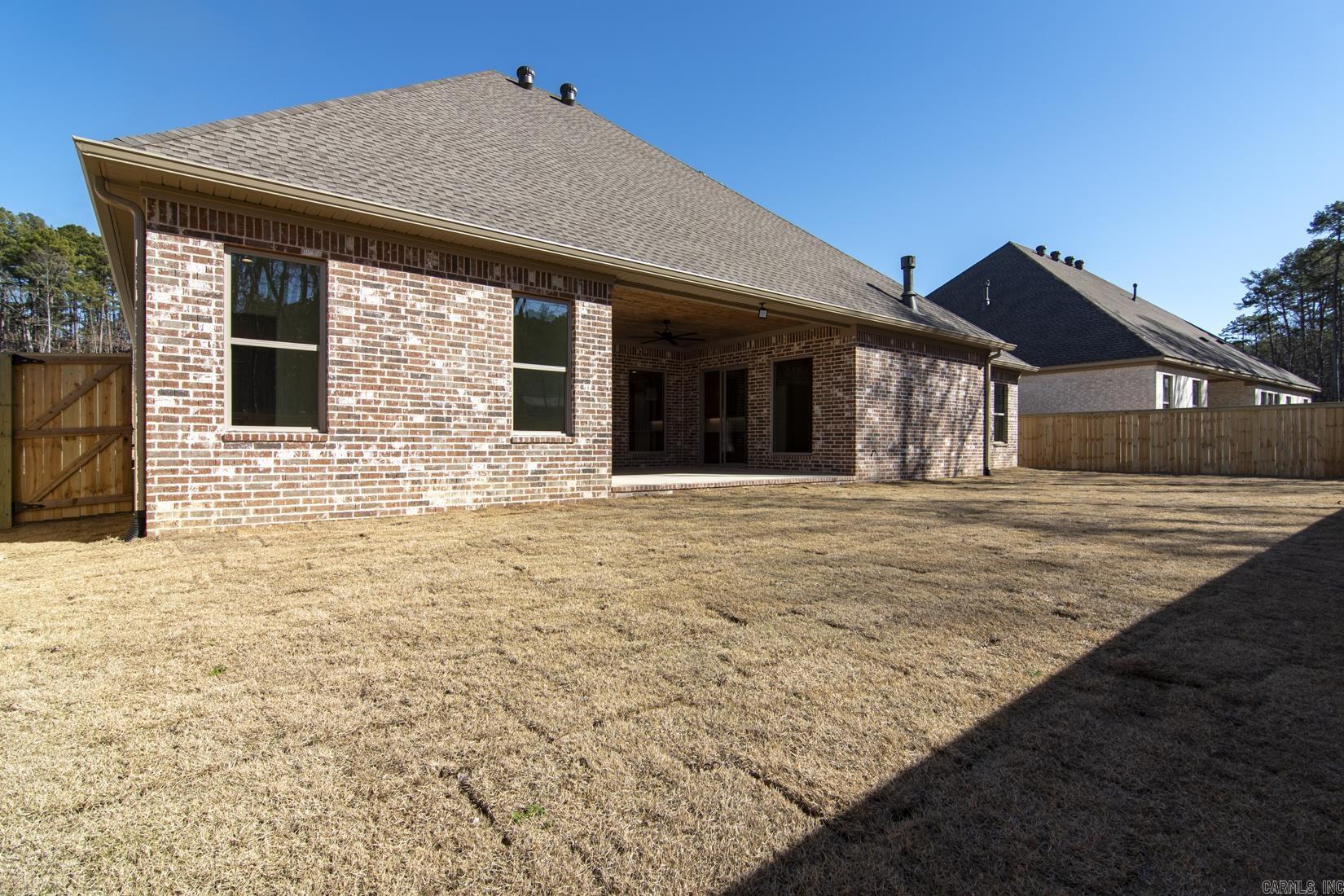 CHENAL VALLEY ABINGTON COURT - Residential