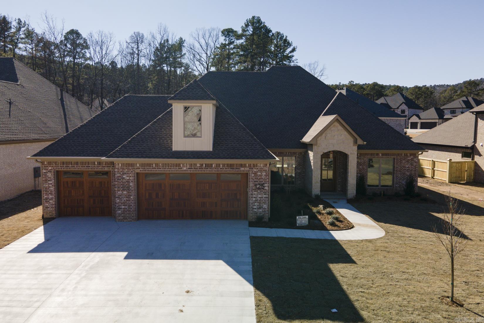 CHENAL VALLEY ABINGTON COURT - Residential