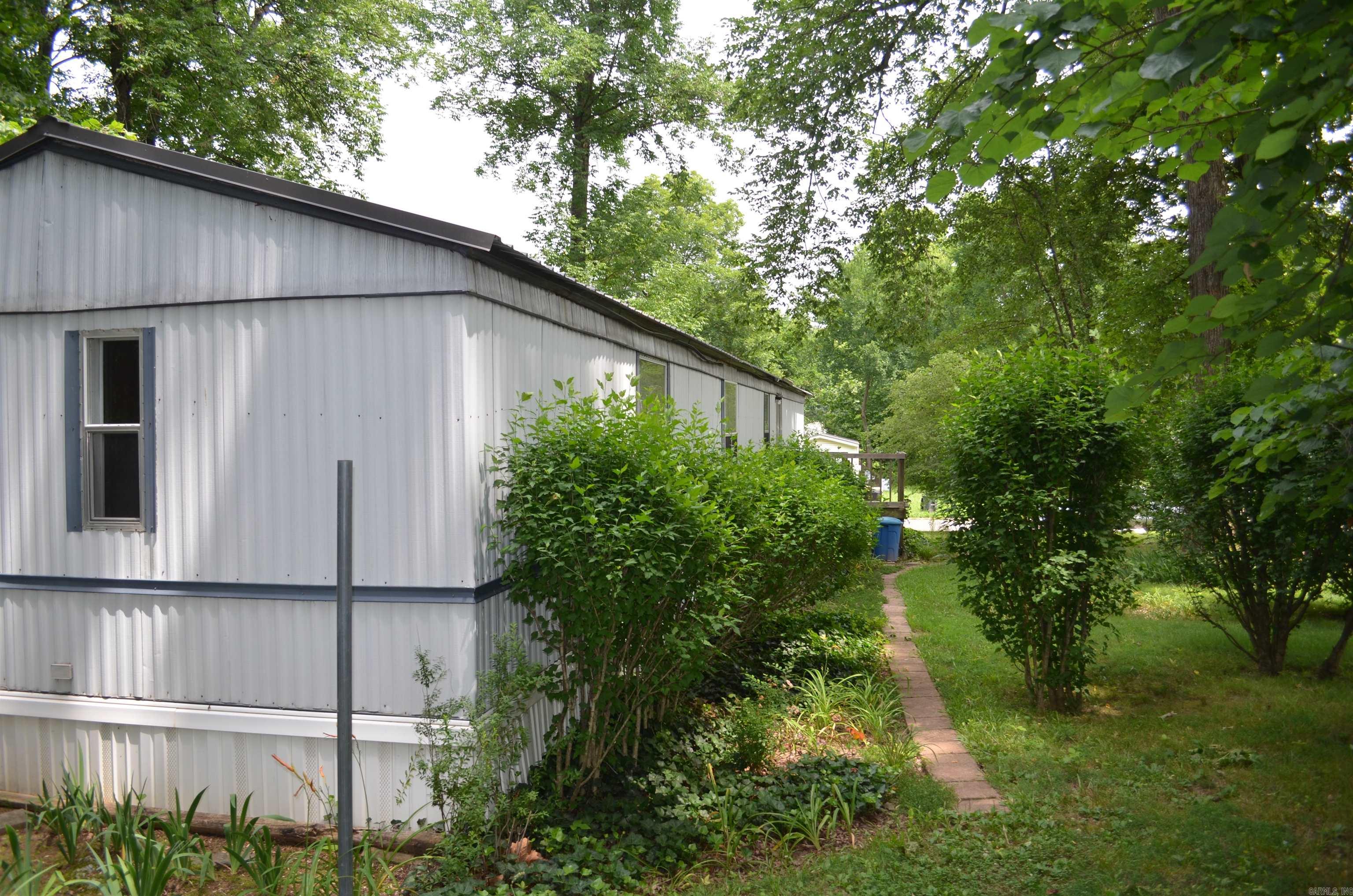 BLACK OAK - Residential