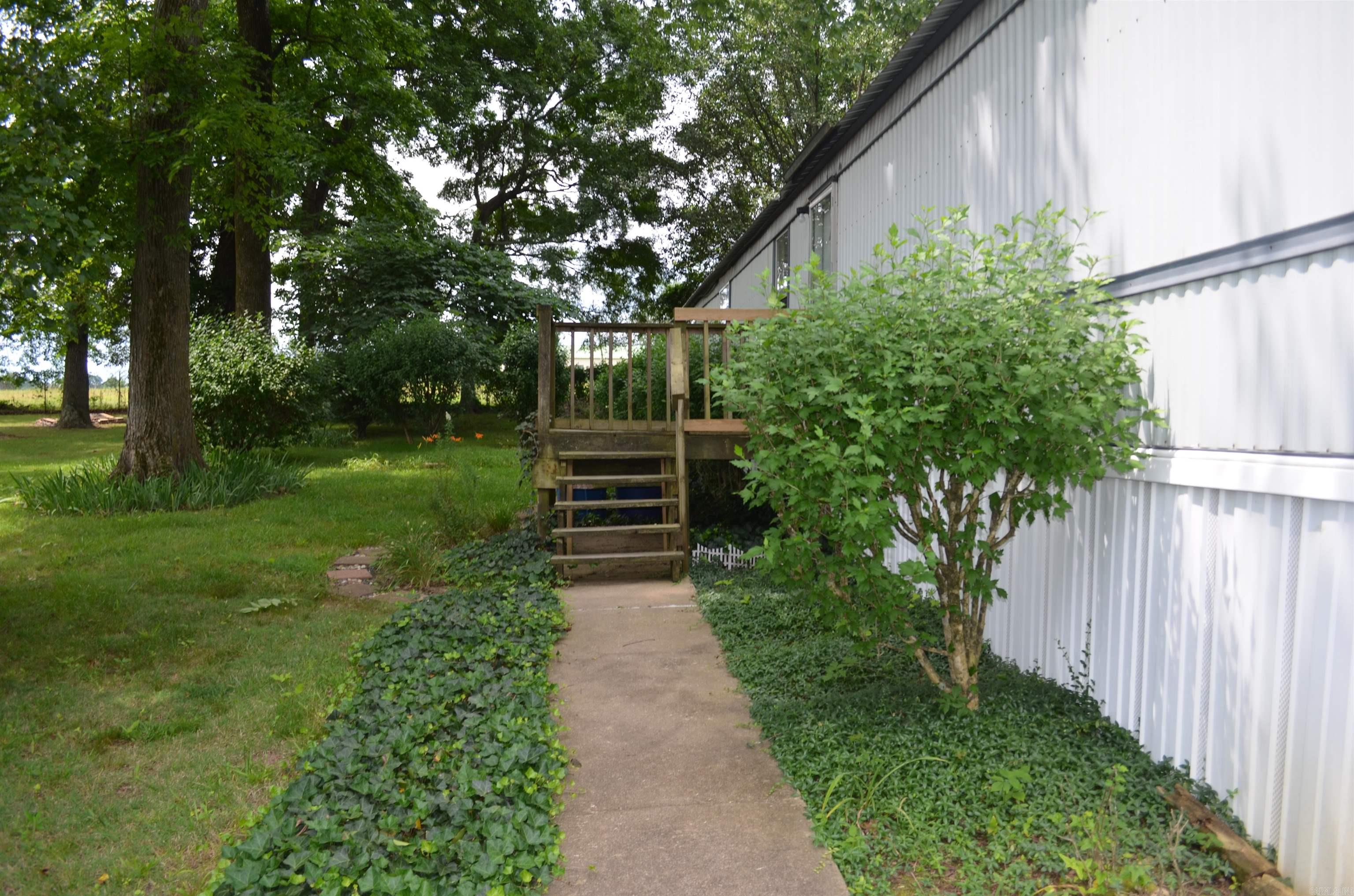 BLACK OAK - Residential