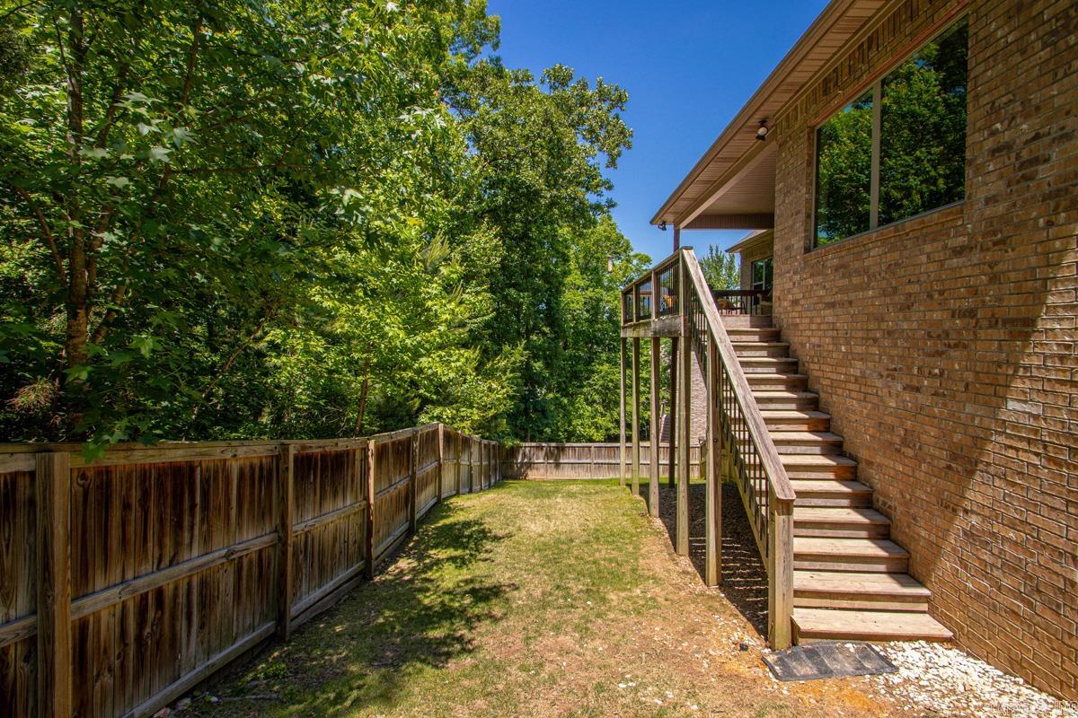 WOODLANDS EDGE - Residential
