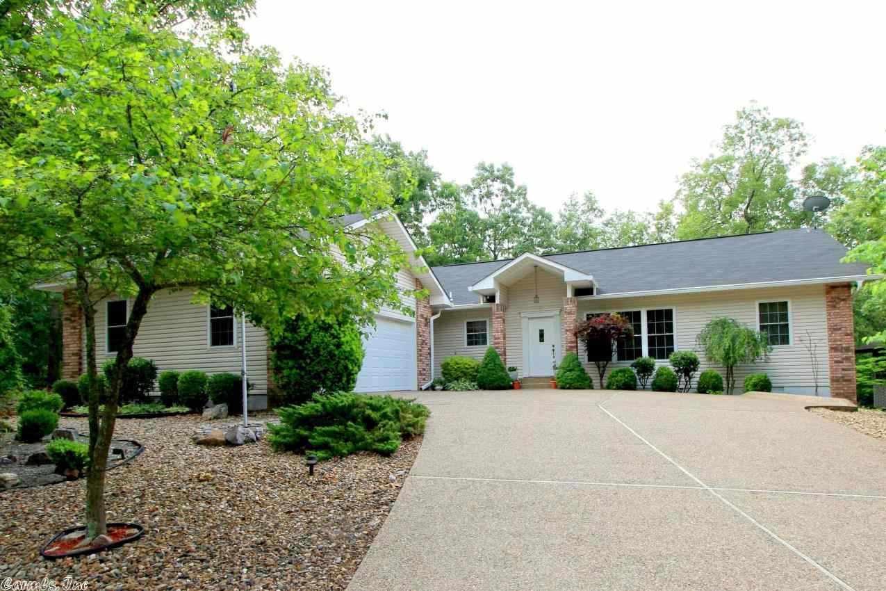 1828 sf. 3/2 home built in 1994 with only one owner. Open floorplan, hardwood oak floors, split bedrooms, sunroom, combination great rm & DR. Very efficient kitchen -many cabinets. Open porch, covered wood deck, and open wood deck, & side load 2 car garage. HP replaced 09. roof & siding replaced 06. Generator with 8 ciruits for power outages.