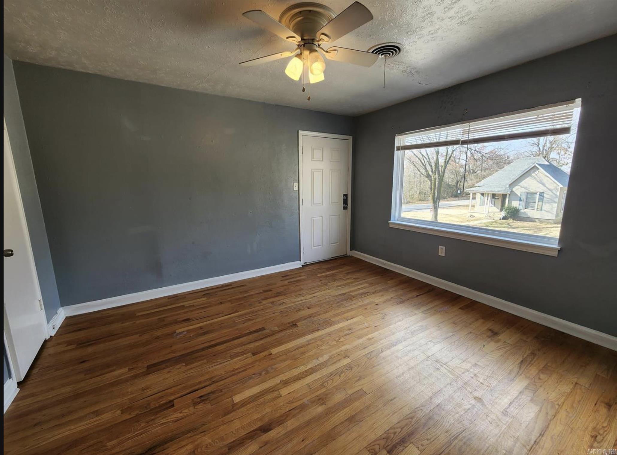Holts Industrial - Residential Lease