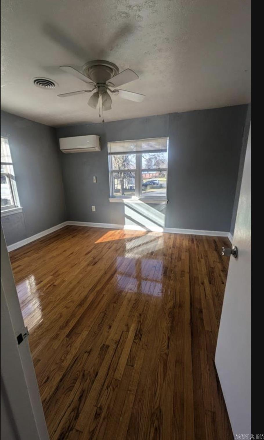Holts Industrial - Residential Lease