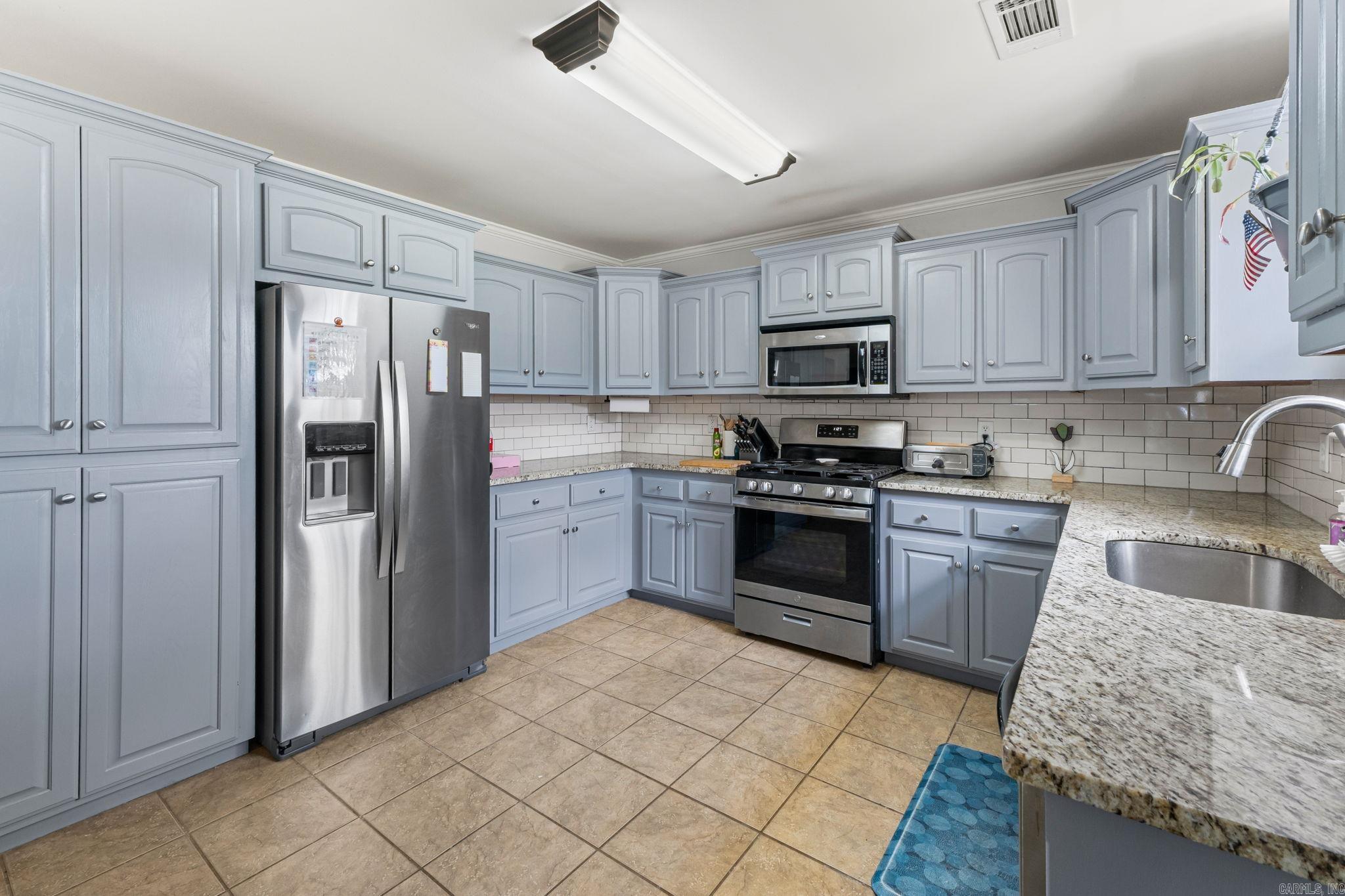 BRIARSTONE - Residential
