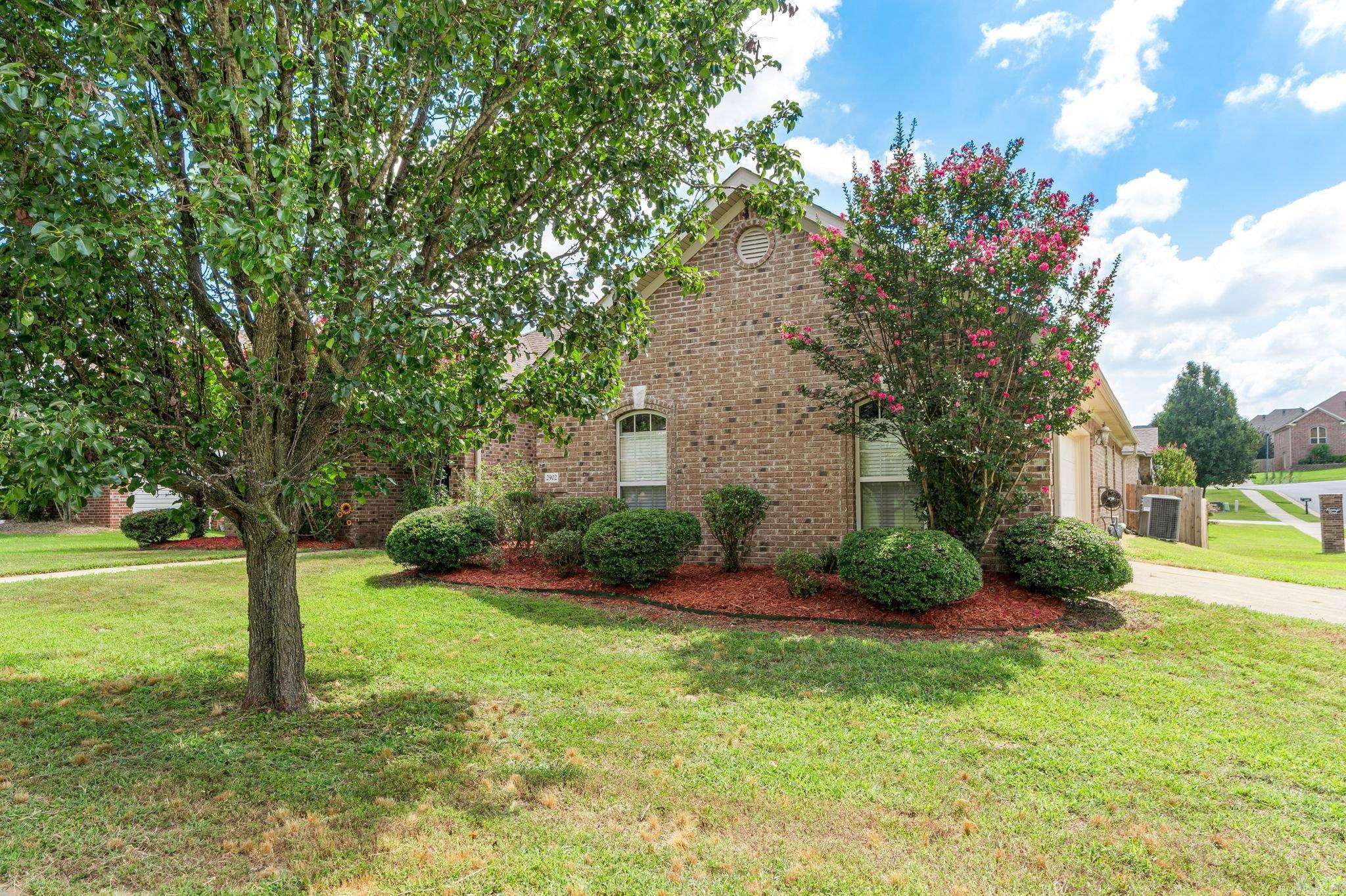 BRIARSTONE - Residential