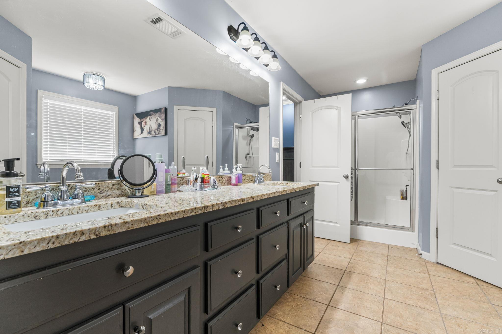 BRIARSTONE - Residential