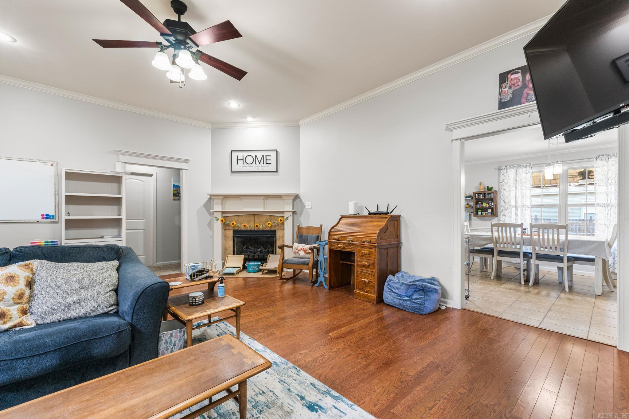 BRIARSTONE - Residential