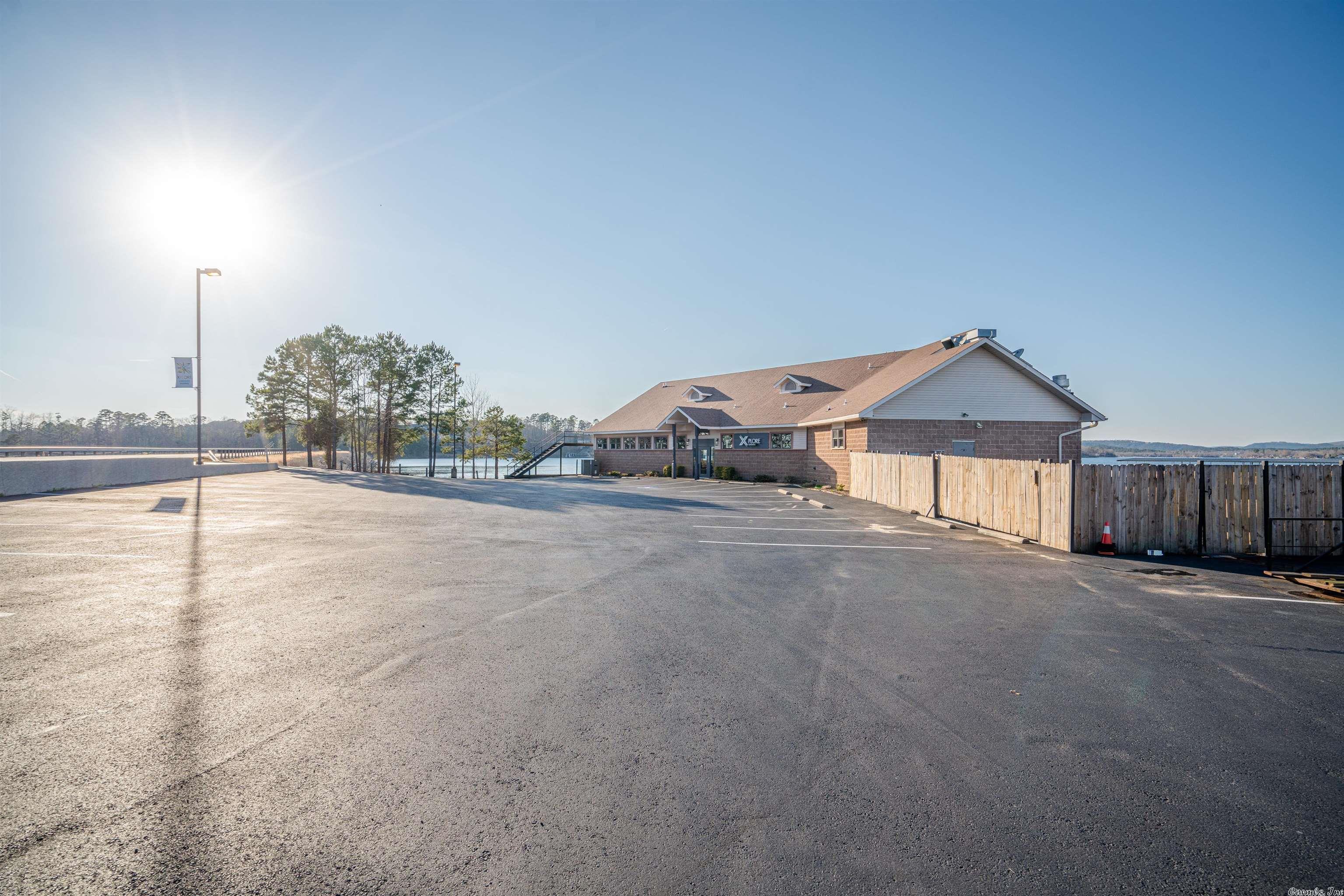 Promesa - Commercial Sale