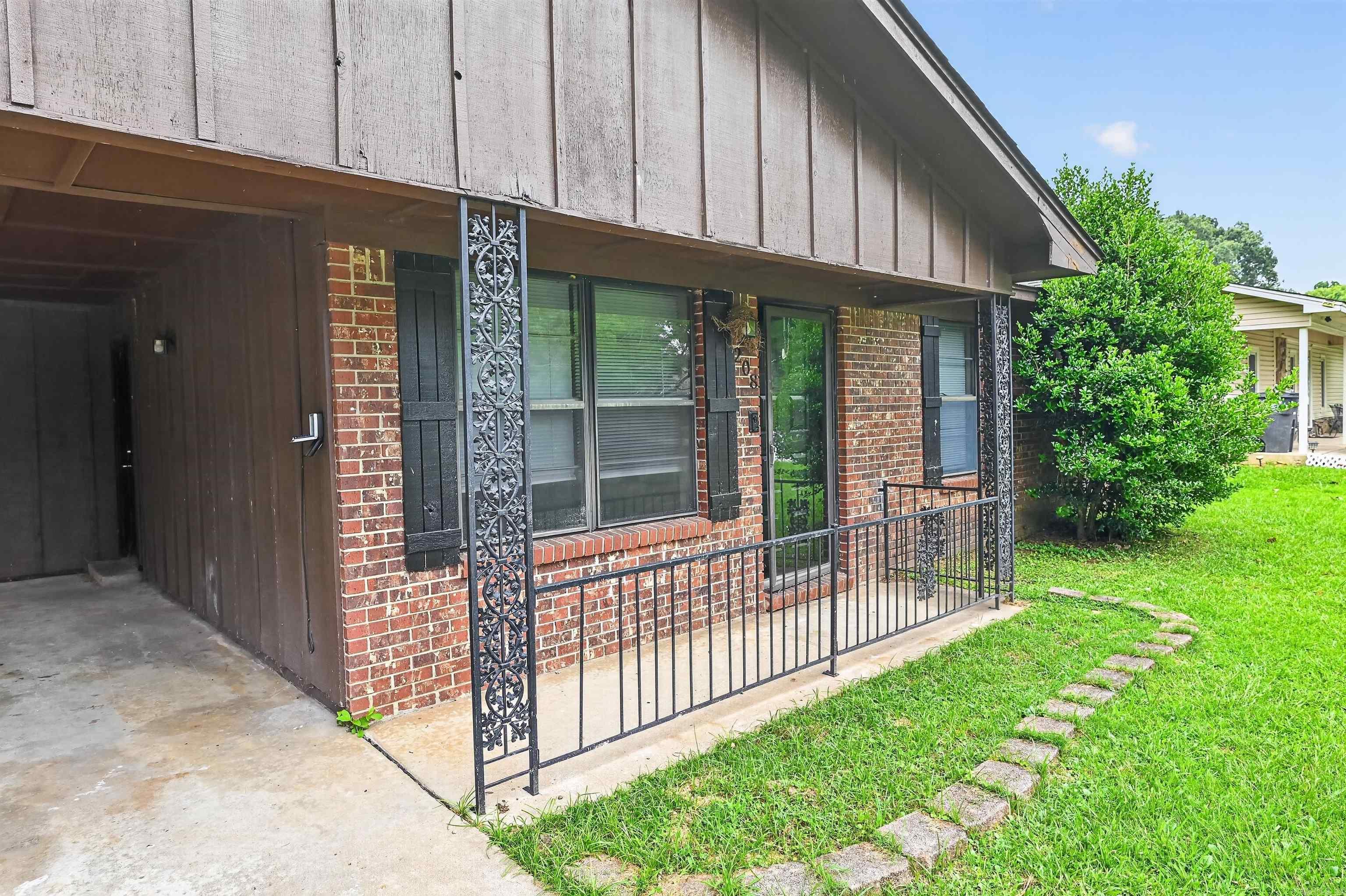 HICKMAN & MCCONNELL - Residential